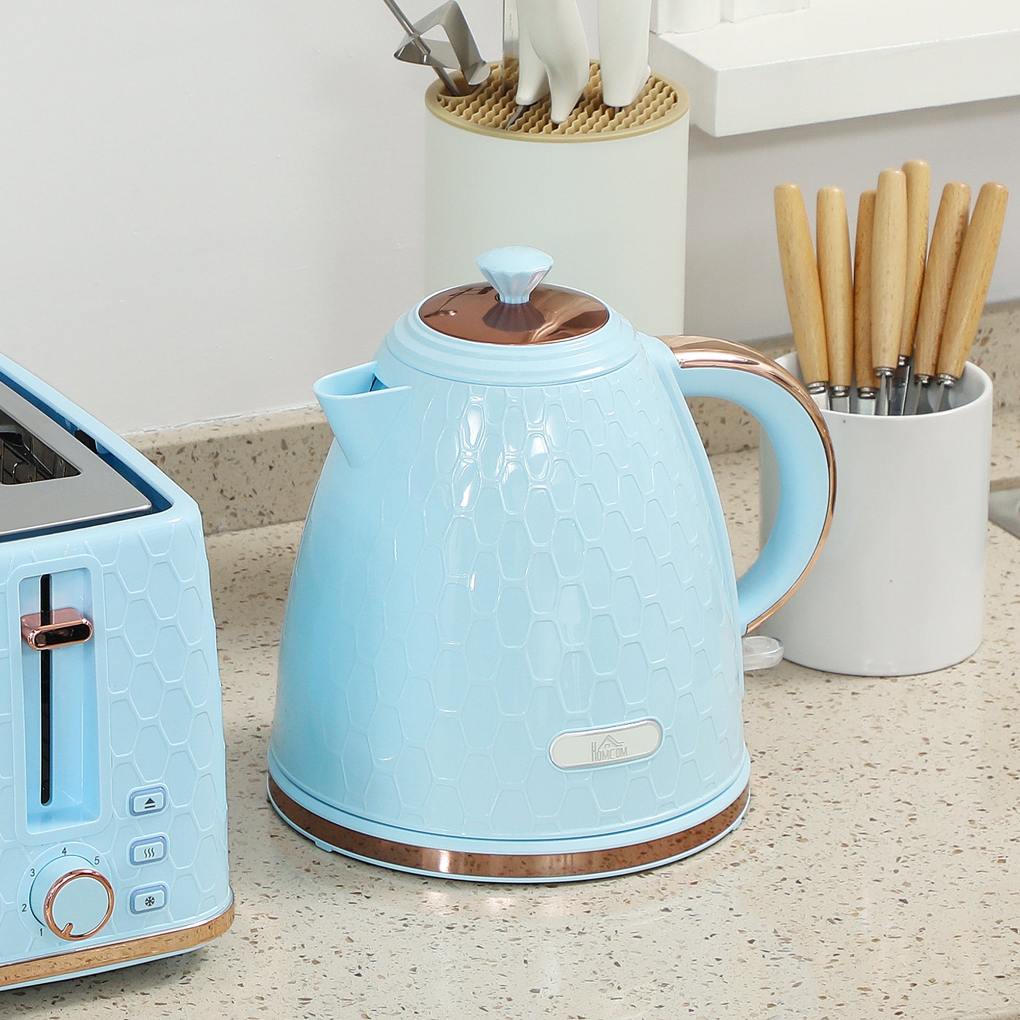 HOMCOM Kettle and Toaster Set, 1.7L 3000W Fast Boil Jug Kettle, 4 Slice Toaster with 7 Level Browning Controls, Light Blue
