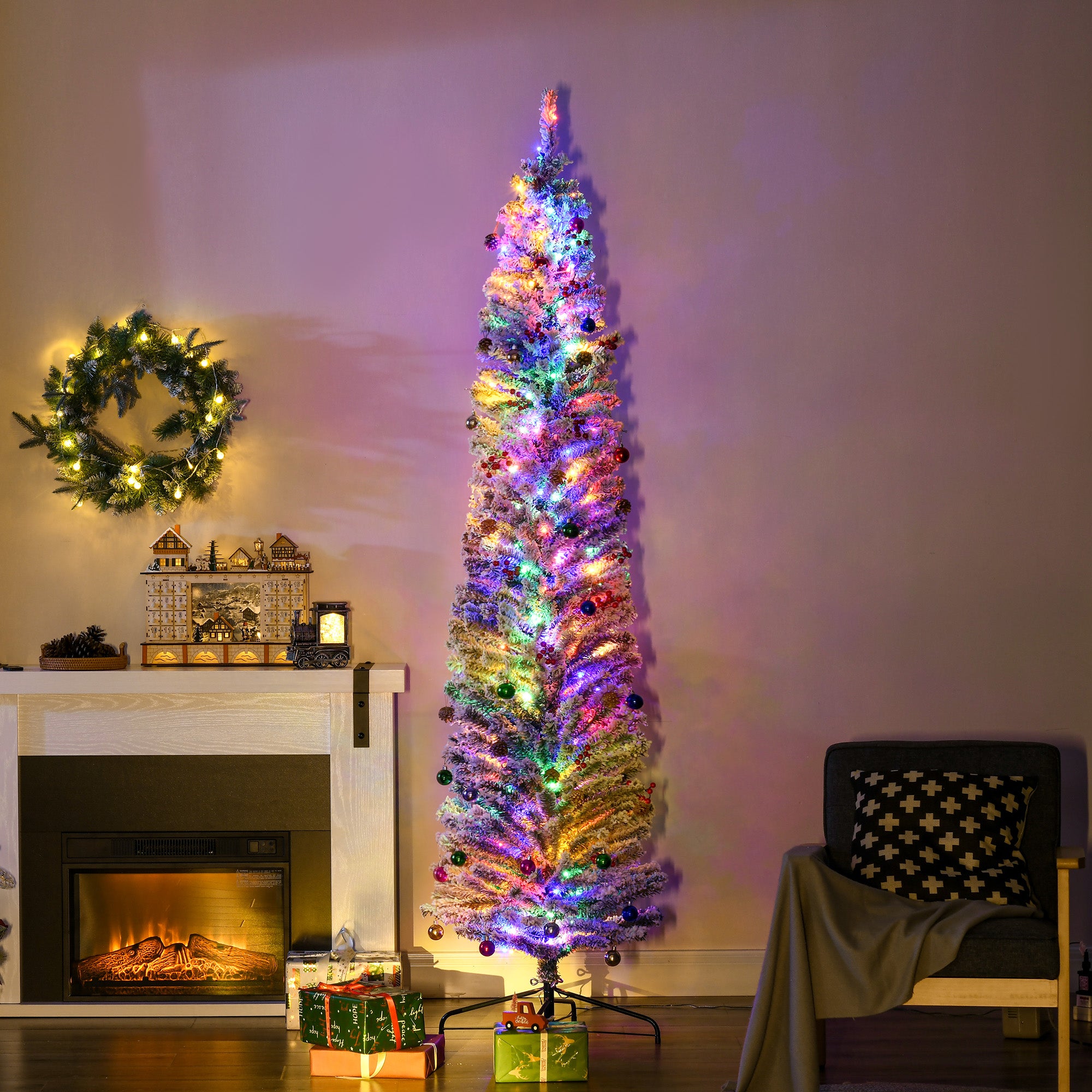 HOMCOM 7.5' Artificial Prelit Christmas Trees Holiday D\'c3\'a9cor with Colourful LED Lights, Flocked Tips, Berry, Pine Cone