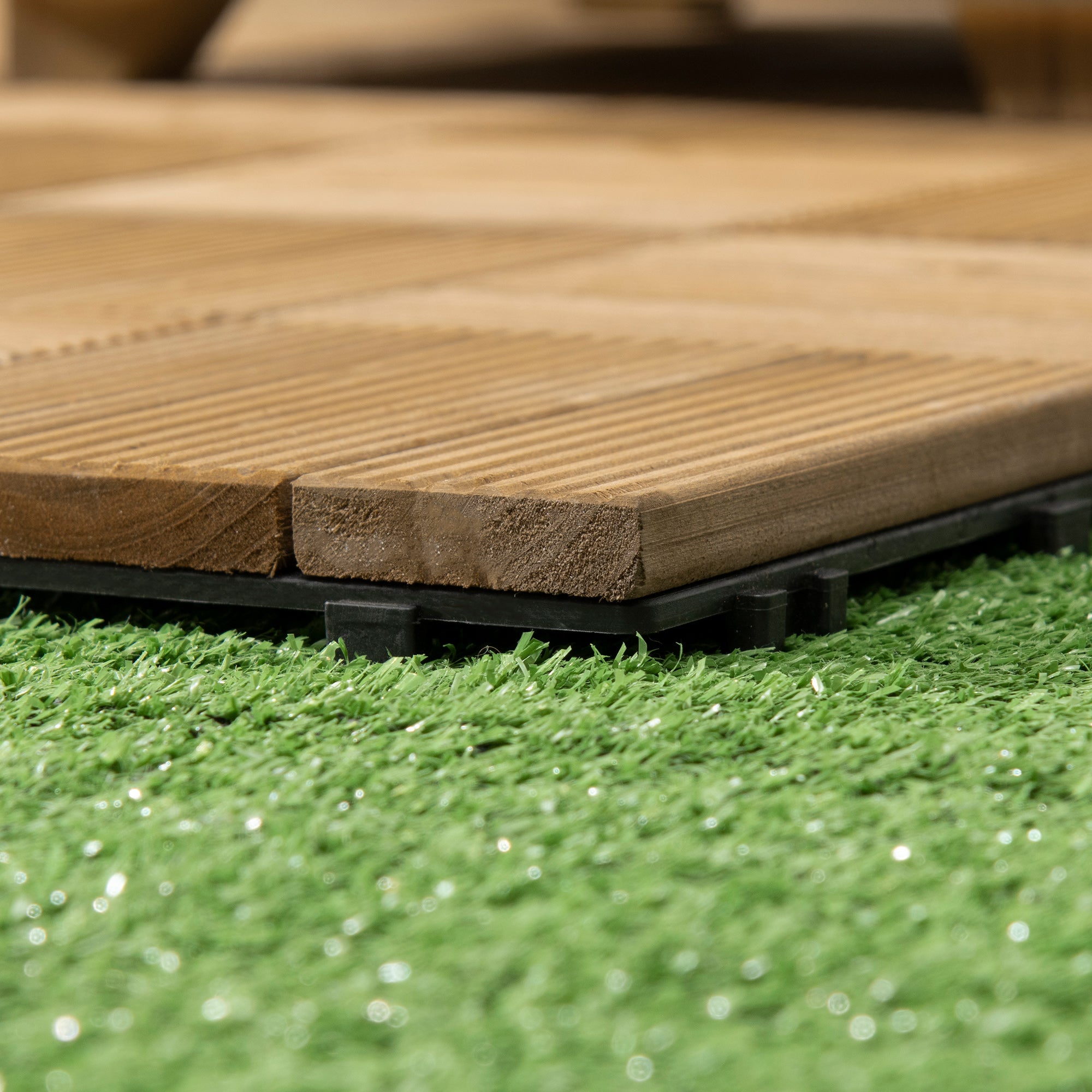 Outsunny 27 Pcs Wooden Interlocking Decking Tiles, Outdoor Flooring Tiles for Patio, Balcony, Terrace, Hot Tub, 30 x 30 cm per Piece, 2.5\'e3\'8e\'a1 per Pack, Brown