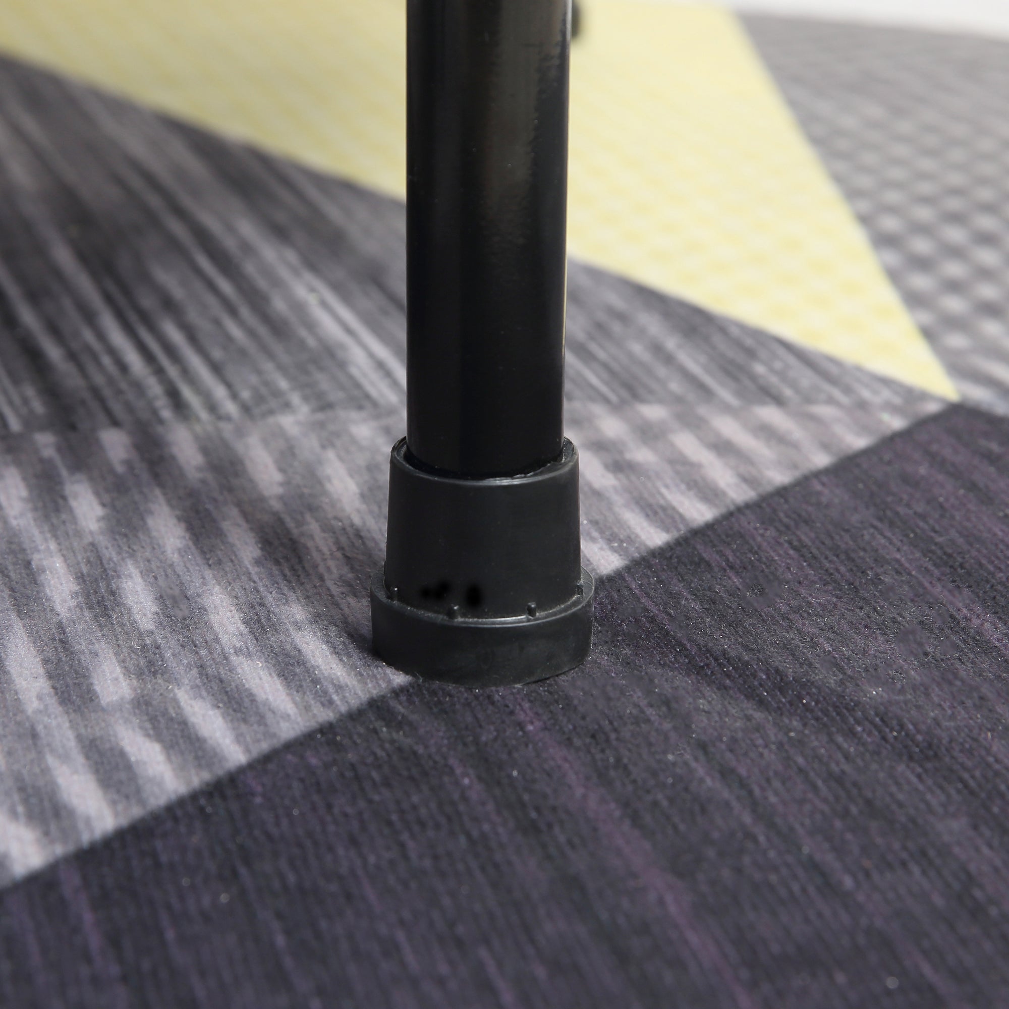 HOMCOM \'ce\'a6101 Mini Fitness Trampoline Home Gym Yoga Exercise Rebounder Indoor Outdoor Jumper with Safety Pad, Support Up to 100 KG, Blue and Black