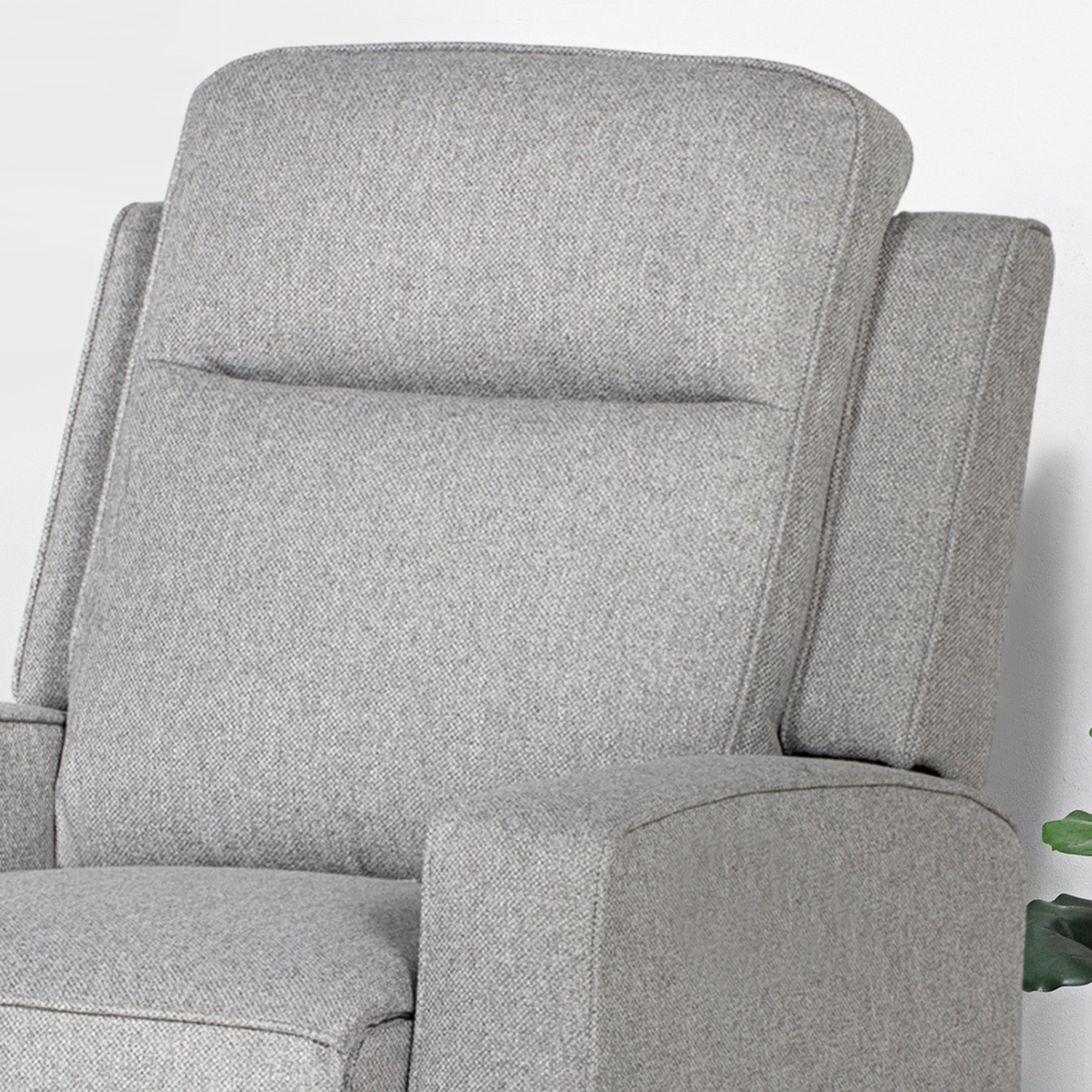 HOMCOM 150\'c2\'b0 Electric Reclining Chair, with USB port and Footrest - Grey