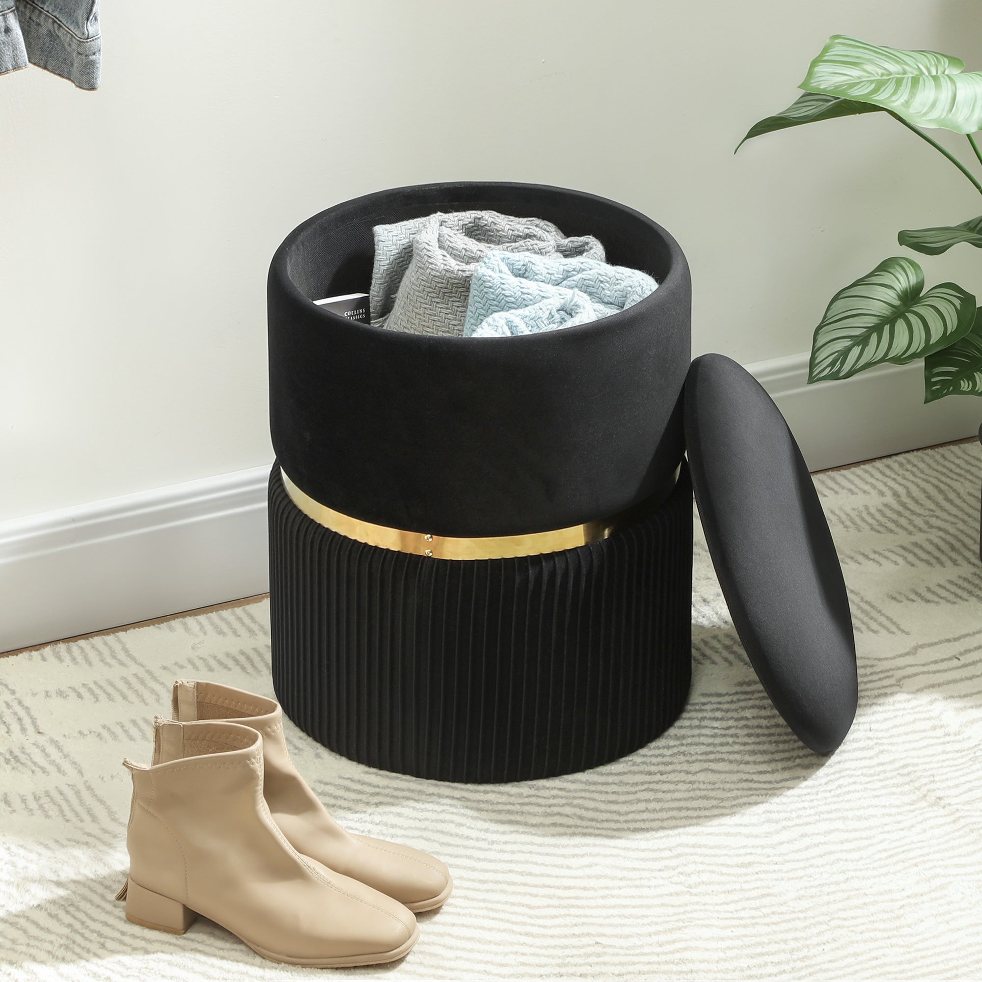 HOMCOM Velvet-Feel Storage Ottoman - Black