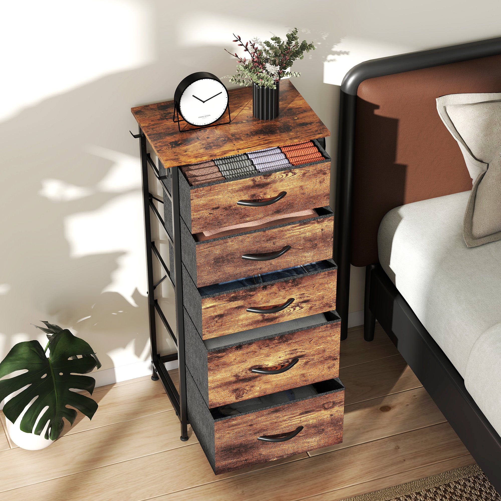 HOMCOM Chest of Five Fabric Drawers - Rustic Brown