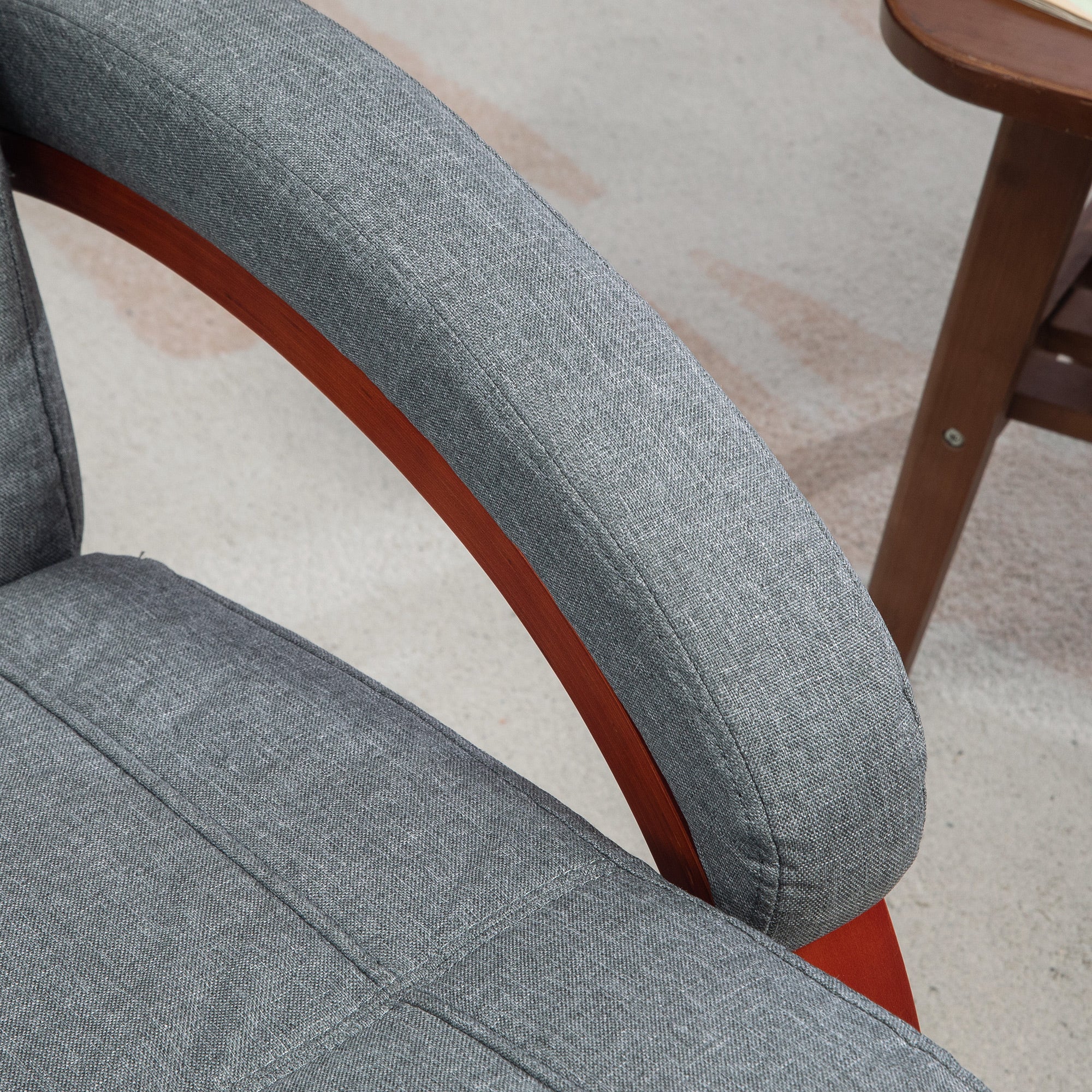 HOMCOM 135\'c2\'b0 Manual Reclining Swivel Chair, with Footrest - Grey