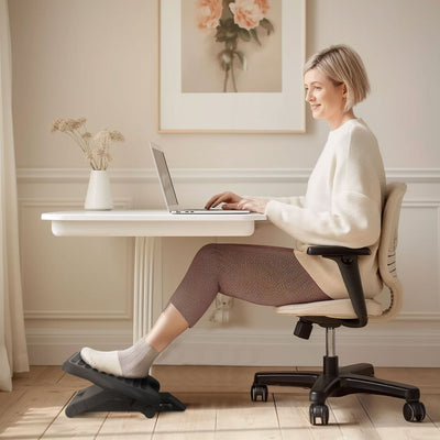 HOMCOM Footrest Adjustable Height & Angle Tilting Platform Home Office Foot Rest Black 