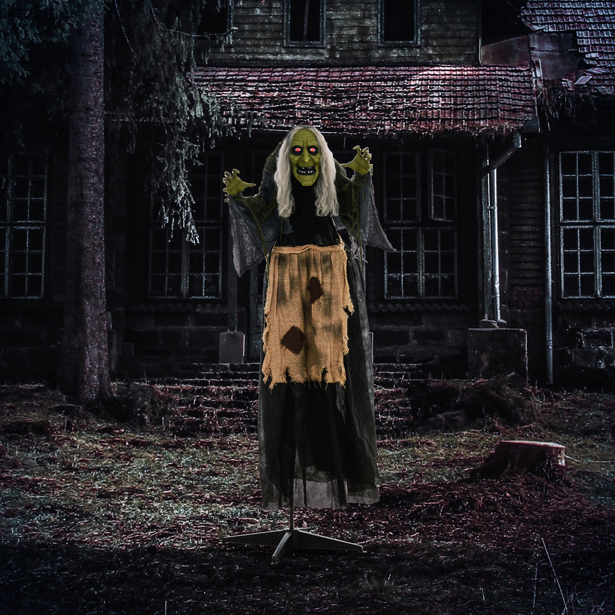 HOMCOM 5'2" Hunchback Witch Halloween Animatronic, with Glowing Eyes 