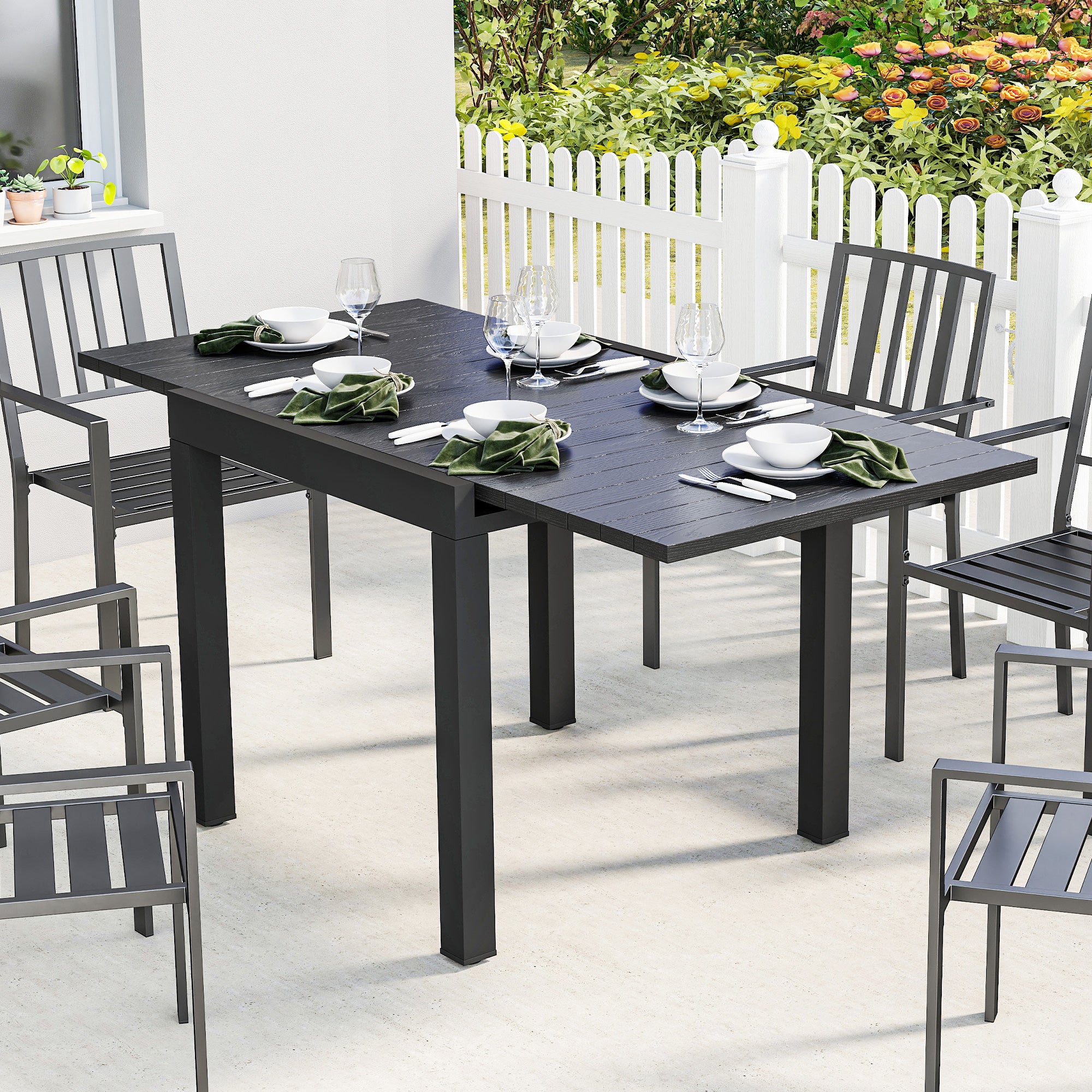 Outsunny Extending Garden Table for 4-6, Aluminium Outdoor Dining Table with Faux Wood Slatted Top, Black 