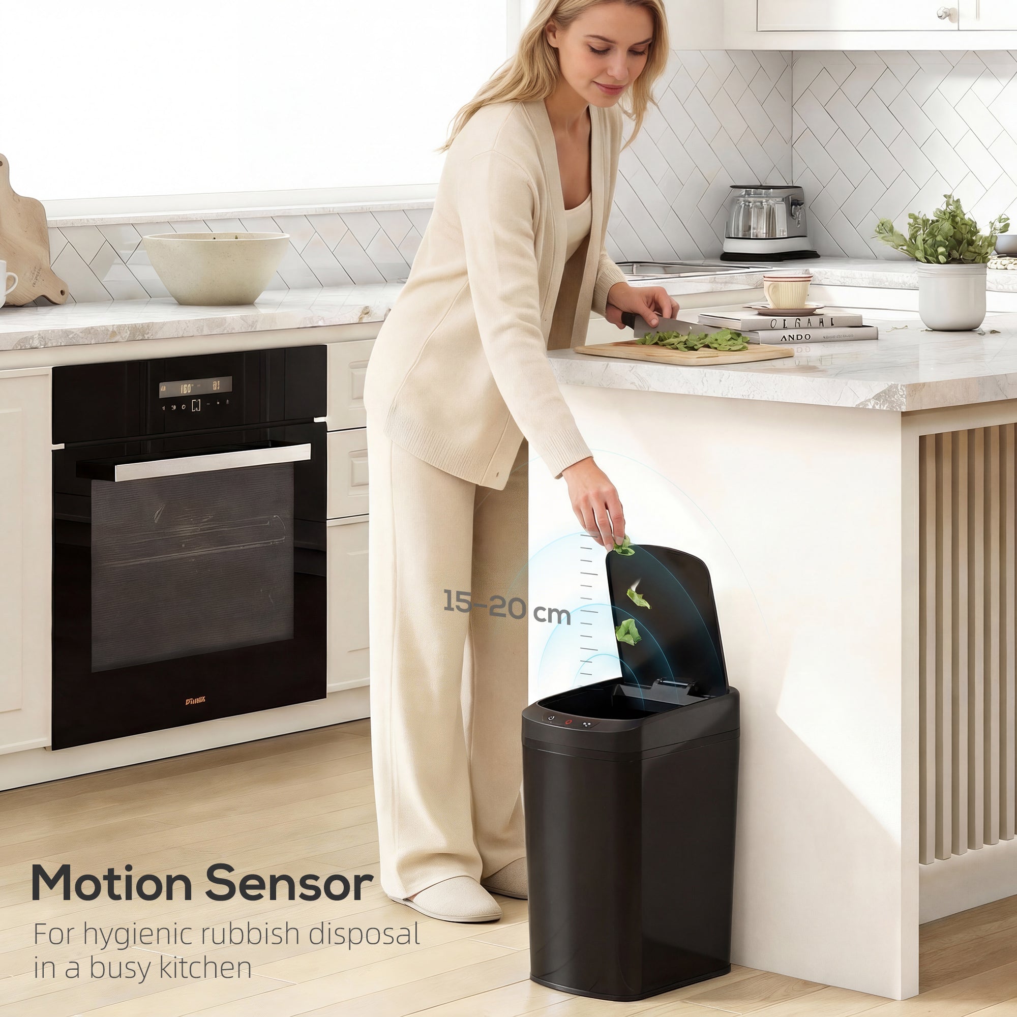 HOMCOM 12L Sensor Bin, Automatic Touchless Motion Sensor Kitchen Bin with Fingerprint Resistant Stainless Steel, Black 