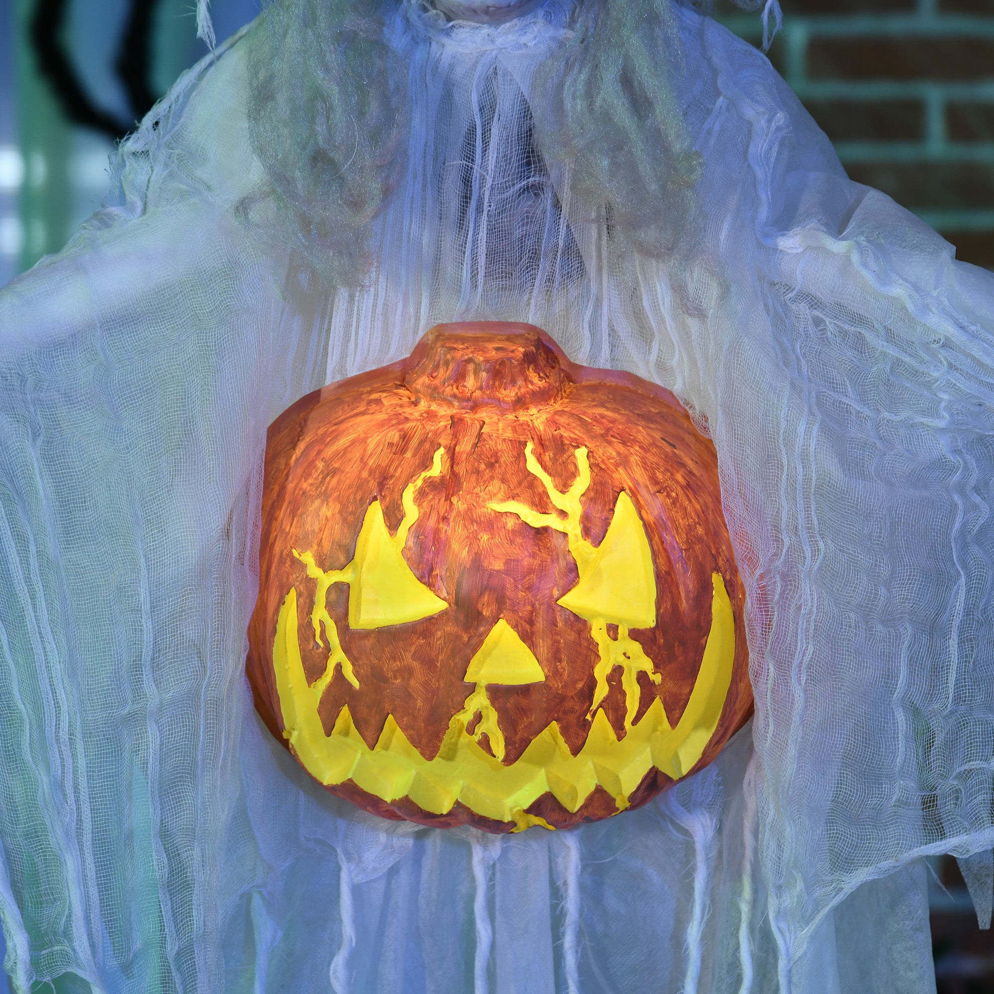 HOMCOM 6ft Outdoor Halloween Decoration Witch with Pumpkin, Standing Skeleton Witch Prop Life Size with Sound and Motion Activated, Light Up Eyes, Laughing Sound, Posable Arms, White 