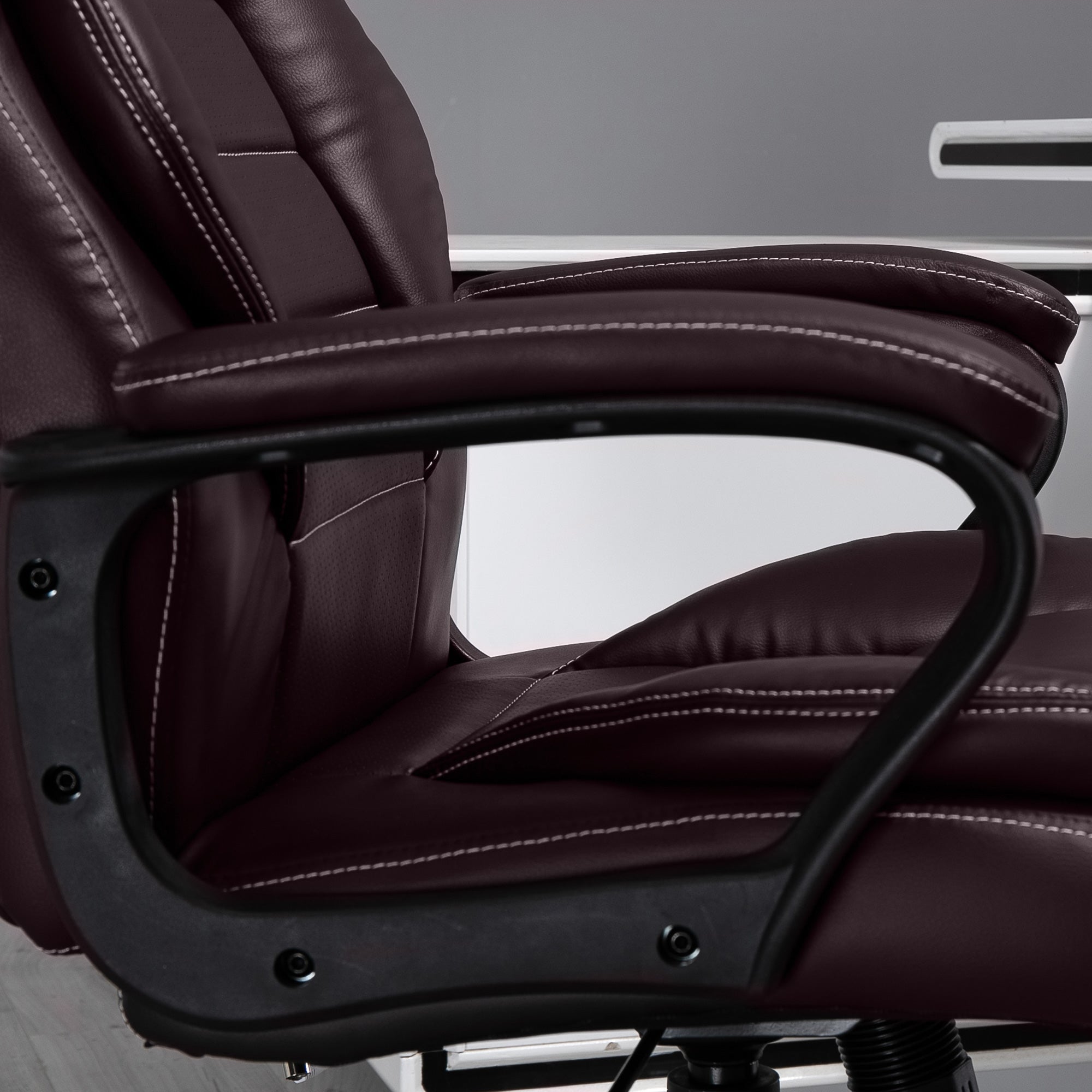 Vinsetto High Back Executive Office Chair 6- Point Vibration Massage Extra Padded Swivel Ergonomic Tilt Desk Seat, Brown 