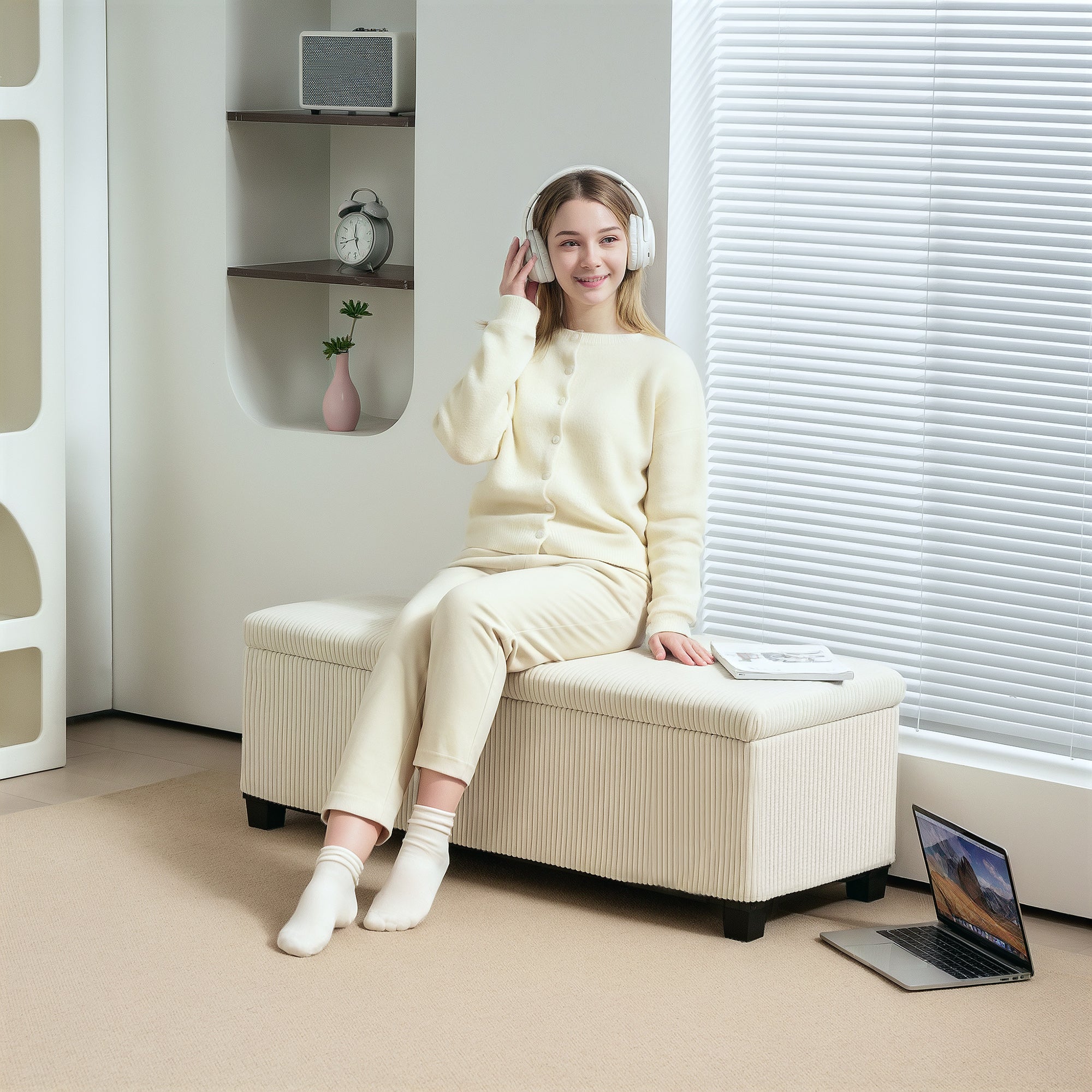 HOMCOM Storage Ottoman Bench, Corduroy Footstool with Removable Lid and Legs, 112cm Storage Chest Box for Living Room, Bedroom, Hallway, Beige 