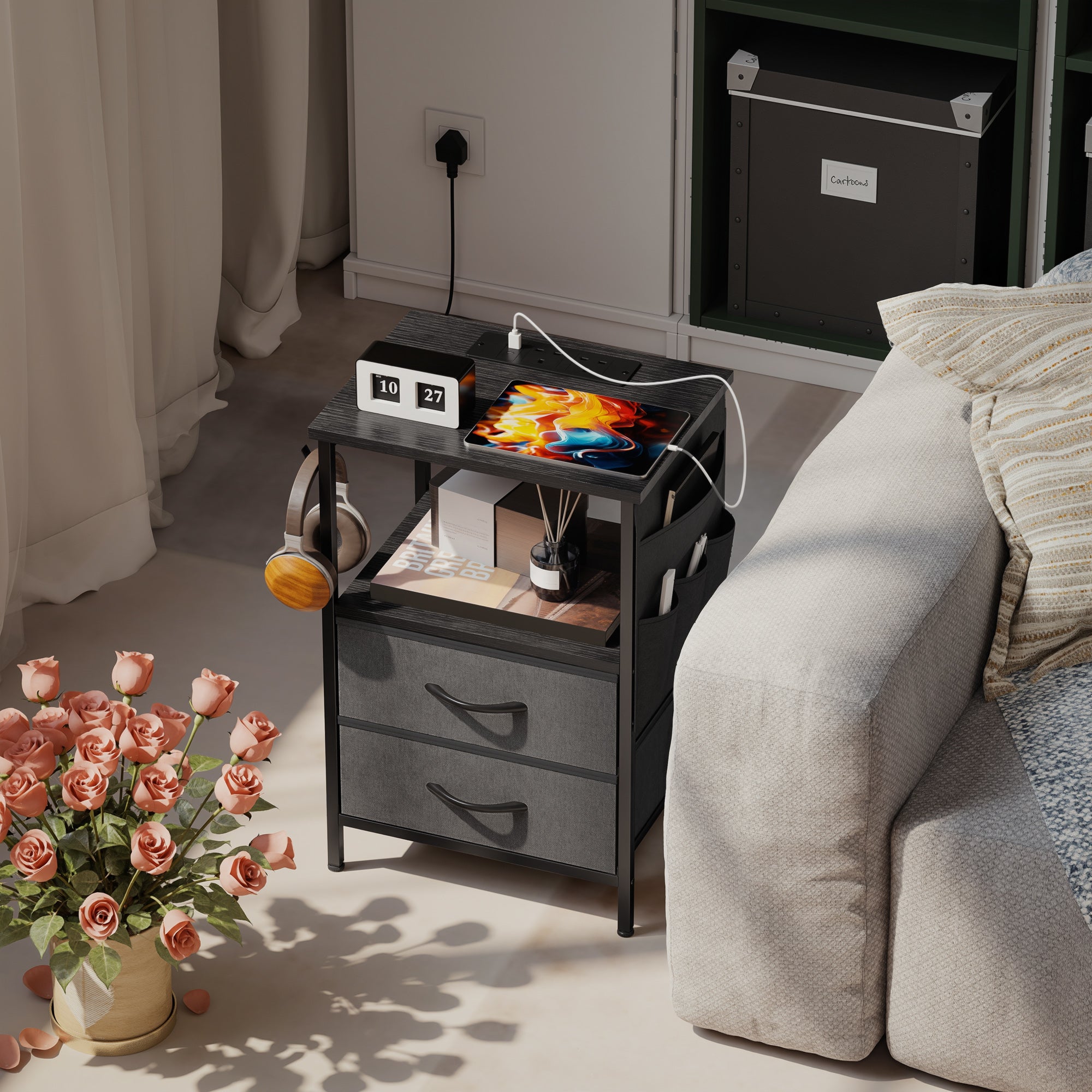 HOMCOM Bedside Table with Charging Station - Black 