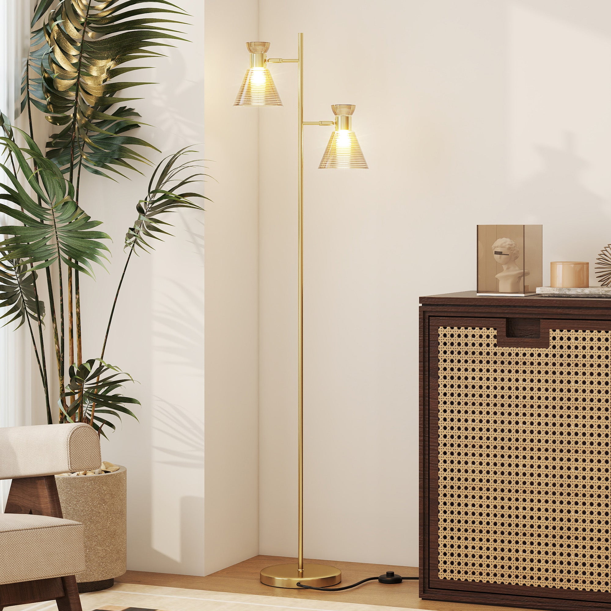 HOMCOM Floor Lamp with Adjustable Dual Head, Modern Standing Lamp with Floral Glass Shades and Foot Switch for Living Room Bedroom, E27 Socket, Bulb Not Included, Gold Tone 