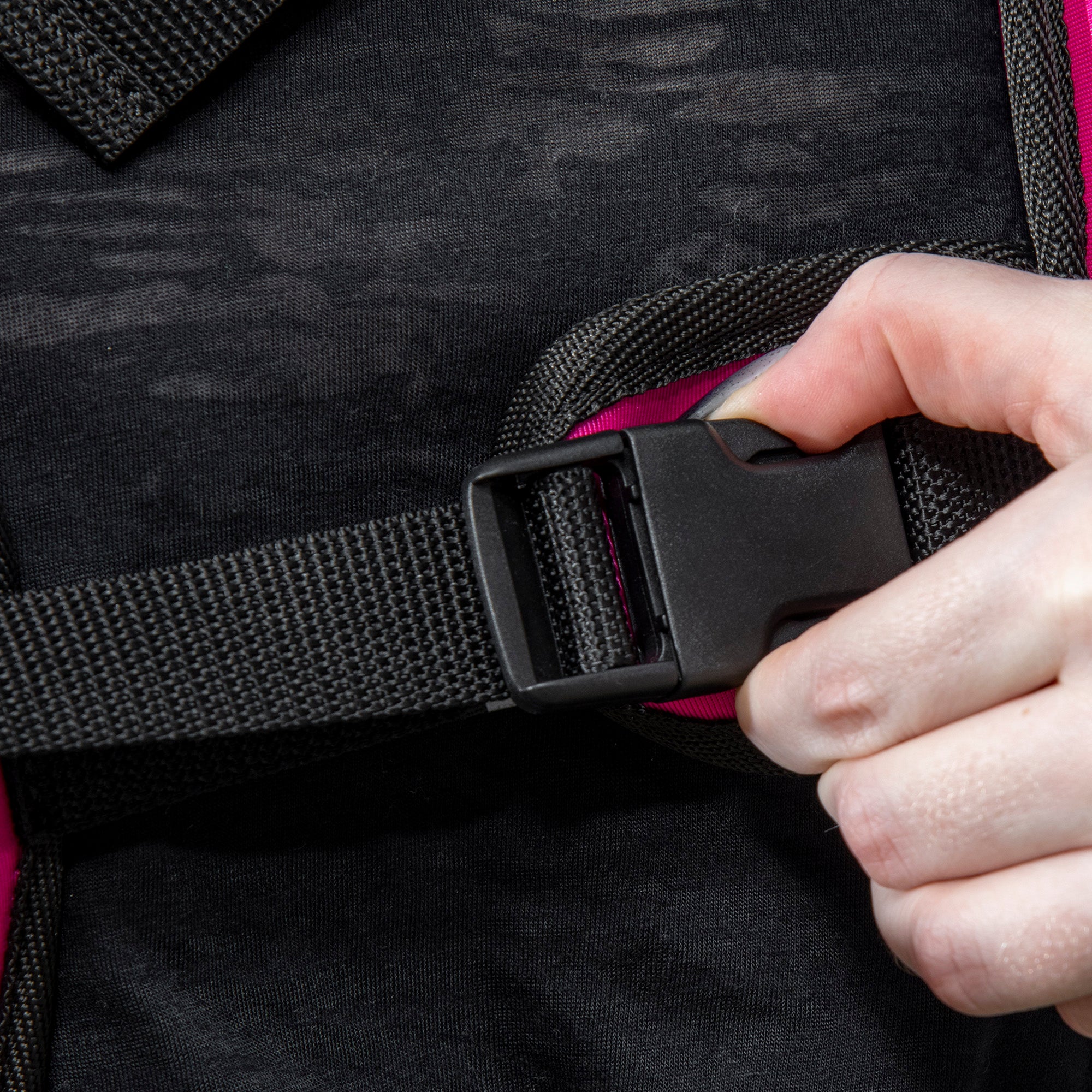 HOMCOM 8KG Weighted Vest, Running Weight Vest with Adjustable Strap, Convenient Pocket and Reflective Strips for Men and Women 