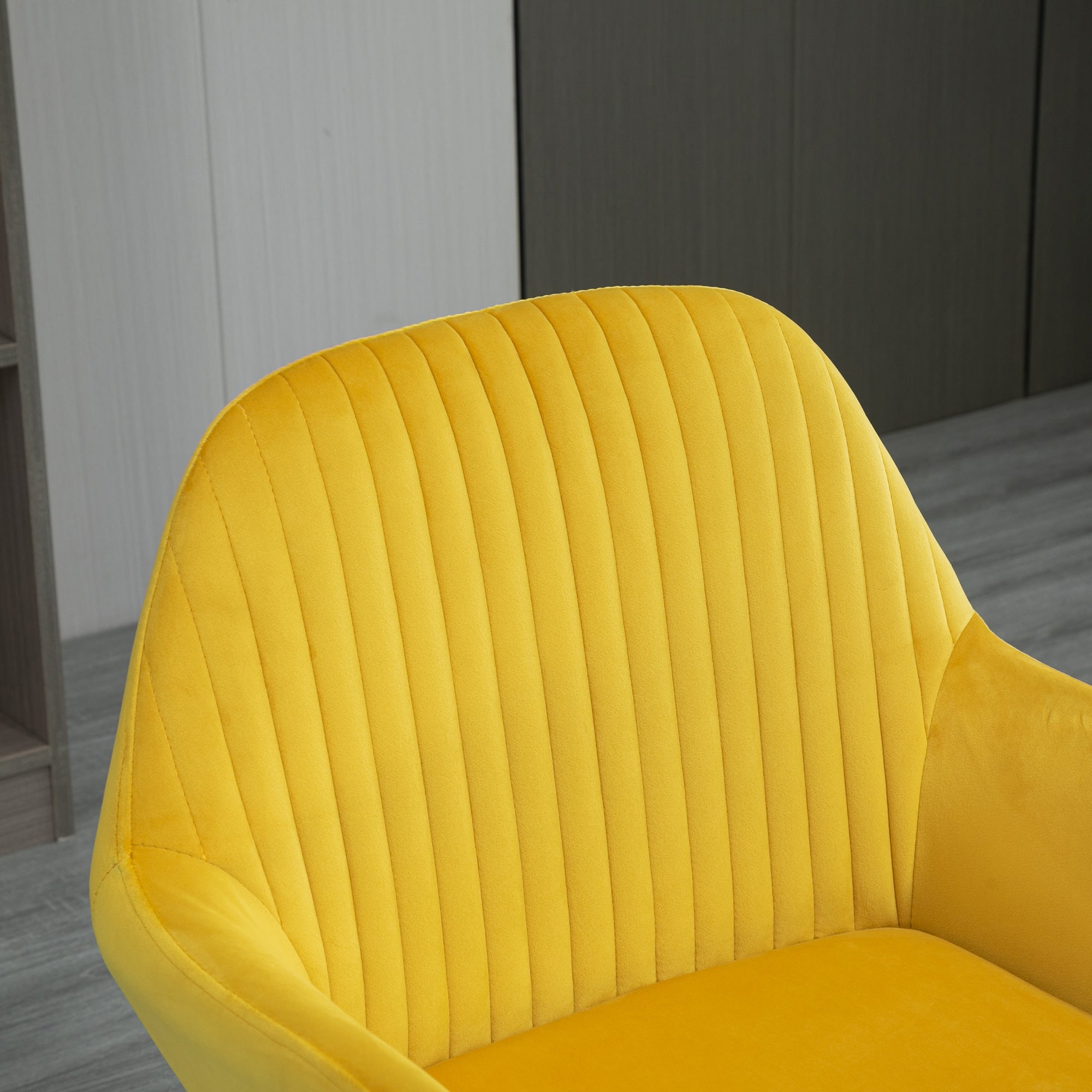 HOMCOM Modern Dining Furniture Set with Round Table and Accent Armchair Black and Yellow 