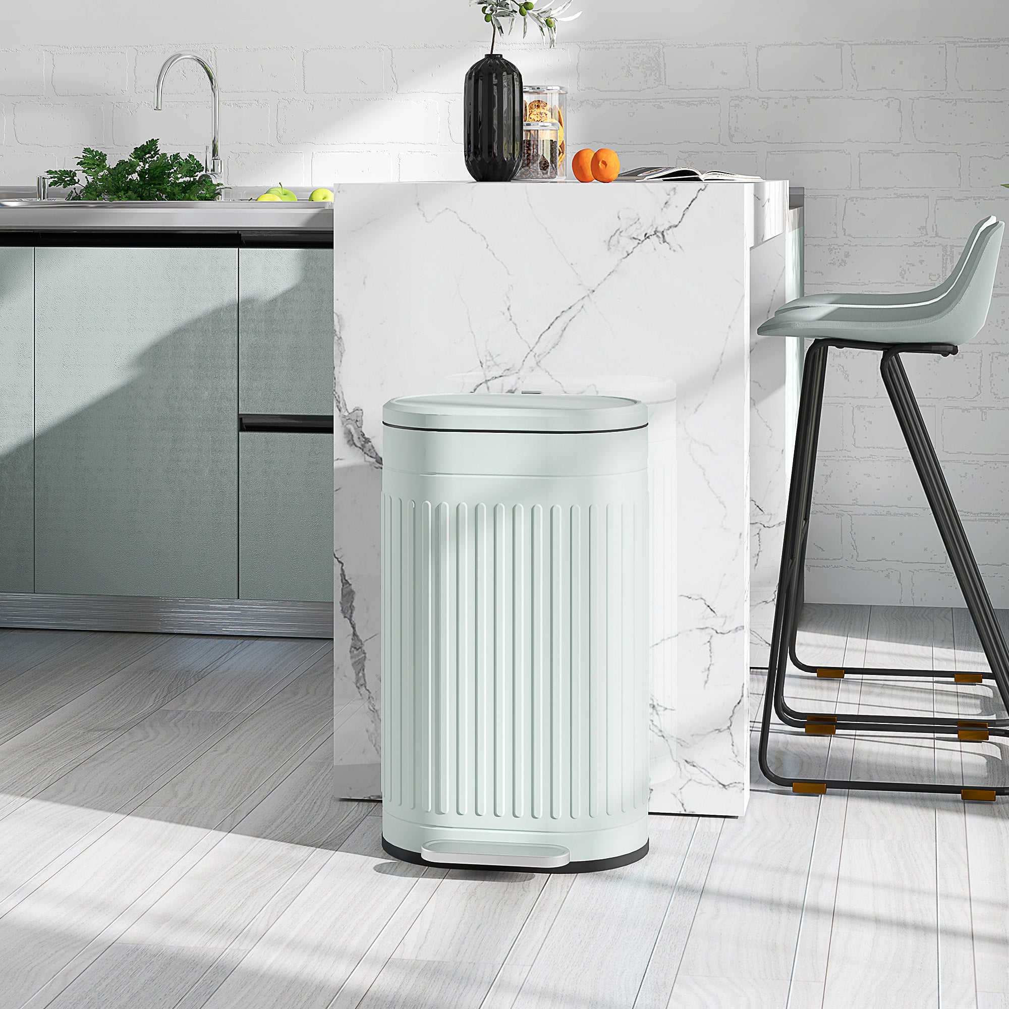 HOMCOM 30L Metal Kitchen Bin, with Soft-Close Lid - Light Green 