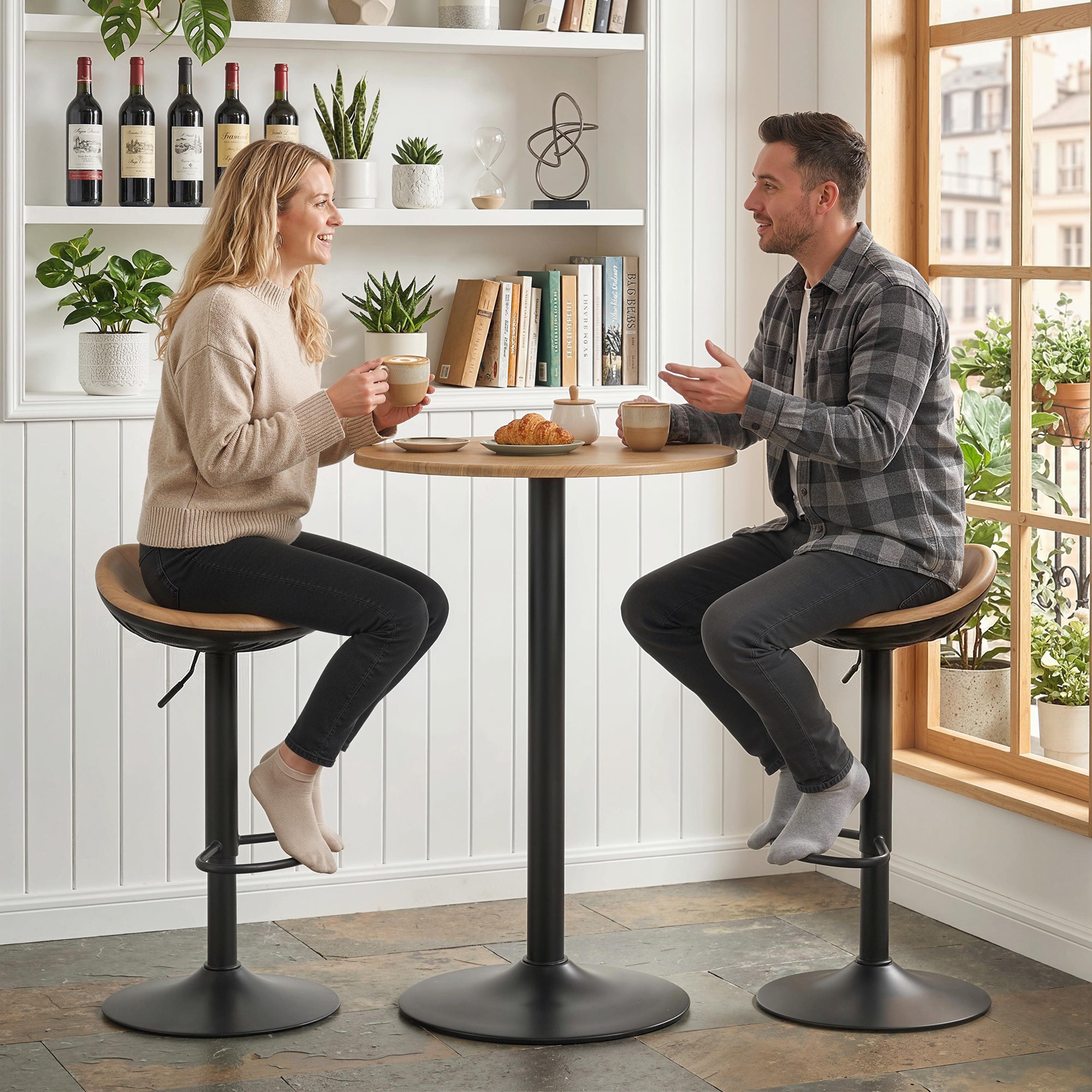 HOMCOM Set of 2 Barstools PU Leather Kitchen Stools with Saddle Seat Height Adjustable Swivel Kitchen Chairs with Footrest Oak 