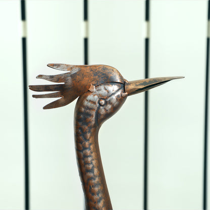 Outsunny Heron Garden Statue, Standing Garden Ornament, Metal Garden Gift with Stakes for Patio Pond Landscape Decoration, Silver Tone 