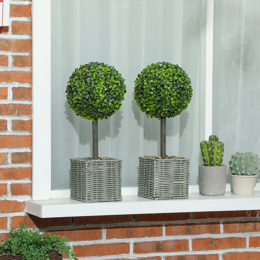 HOMCOM Set of 2 Decorative Artificial Plants, 50cm Faux Boxwood Topiary Balls with Woven Plastic Pot and Pebbles, Fake Plants for Home or Office Decor, Green 