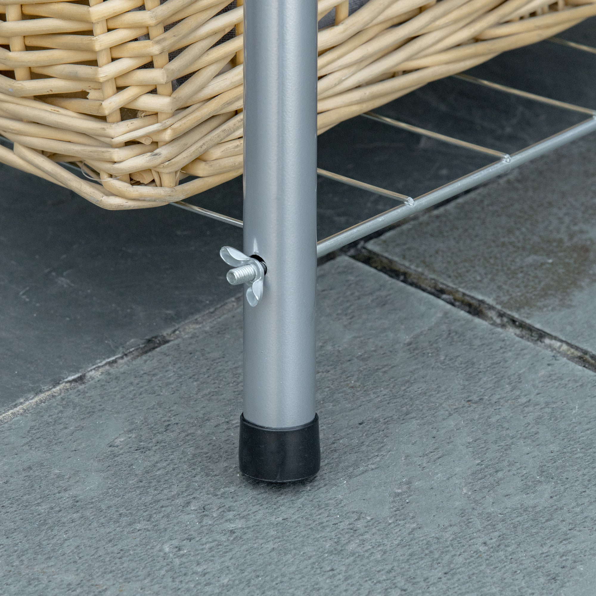 Outsunny Portable BBQ Charcoal Grill with 2 Wheels and Cooking Utensils, Smoker Grill with Lid for Outdoor Barbecues, Camping, Picnic, Courtyard 