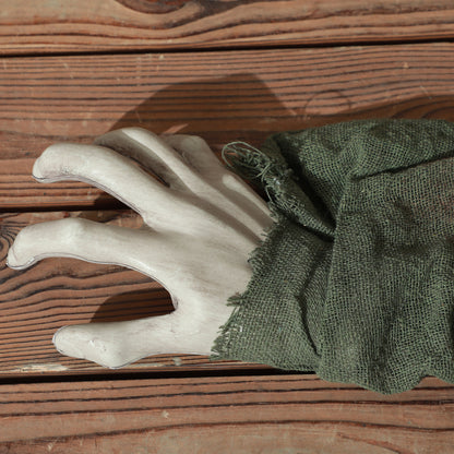 HOMCOM 167 cm Outdoor Halloween Decoration Crawling Zombie, Animated Prop Decor with Sound Activated, Light Up Eyes