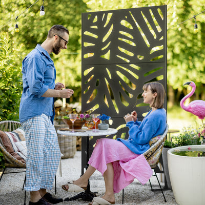 Outsunny Freestanding Outdoor Privacy Screen, Decorative Metal Garden Divider with Stand for Deck, Pool, 48" x 78" Black 