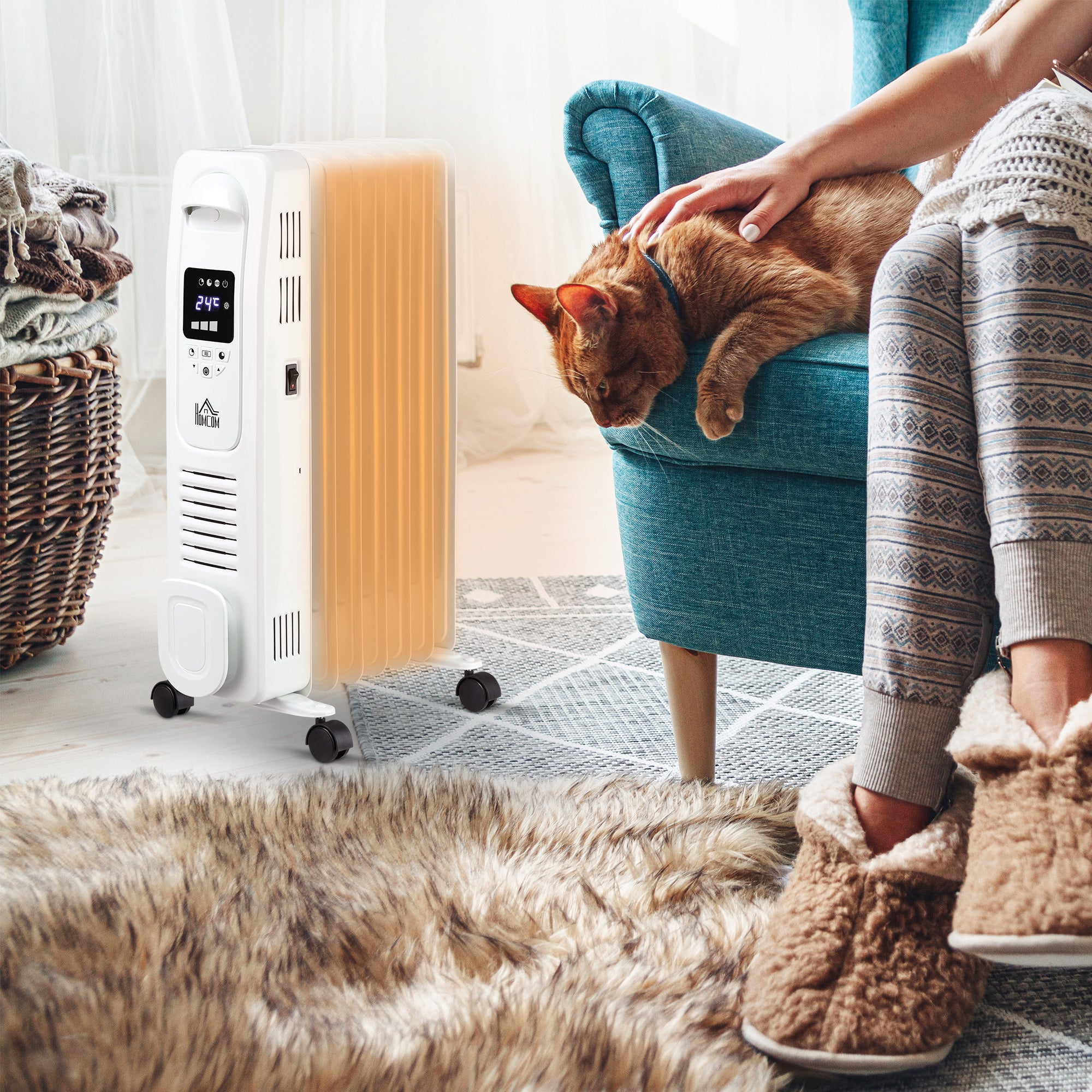 HOMCOM 1500W Digital Oil Filled Radiator, 7 Fin, Portable Electric Heater with LED Display, Built-in Timer, 3 Heat Settings, Safety Cut-Off and Remote Control, White 