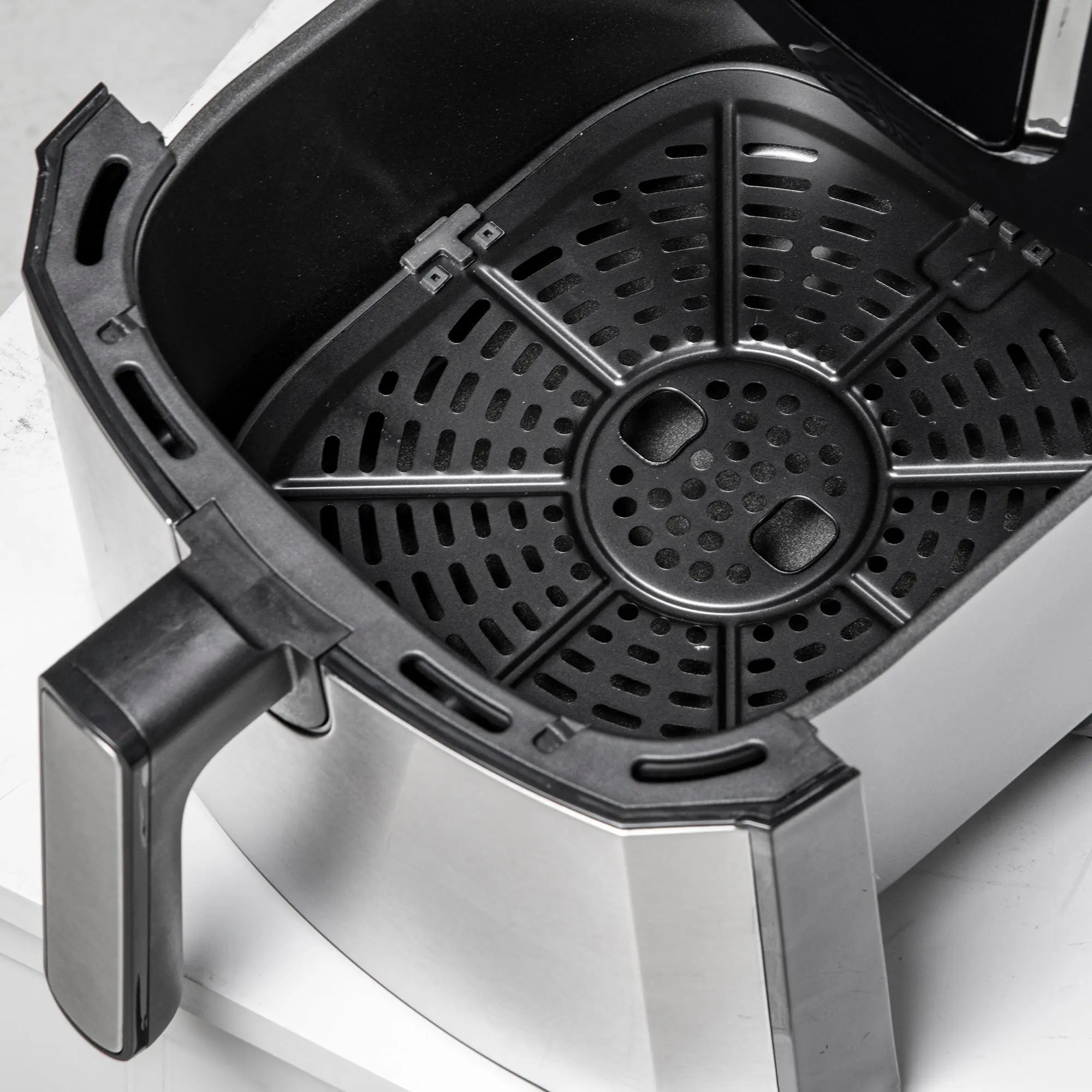 HOMCOM 6.5L Single Basket Air Fryer, 80-200°C Temperature, Black and Grey 