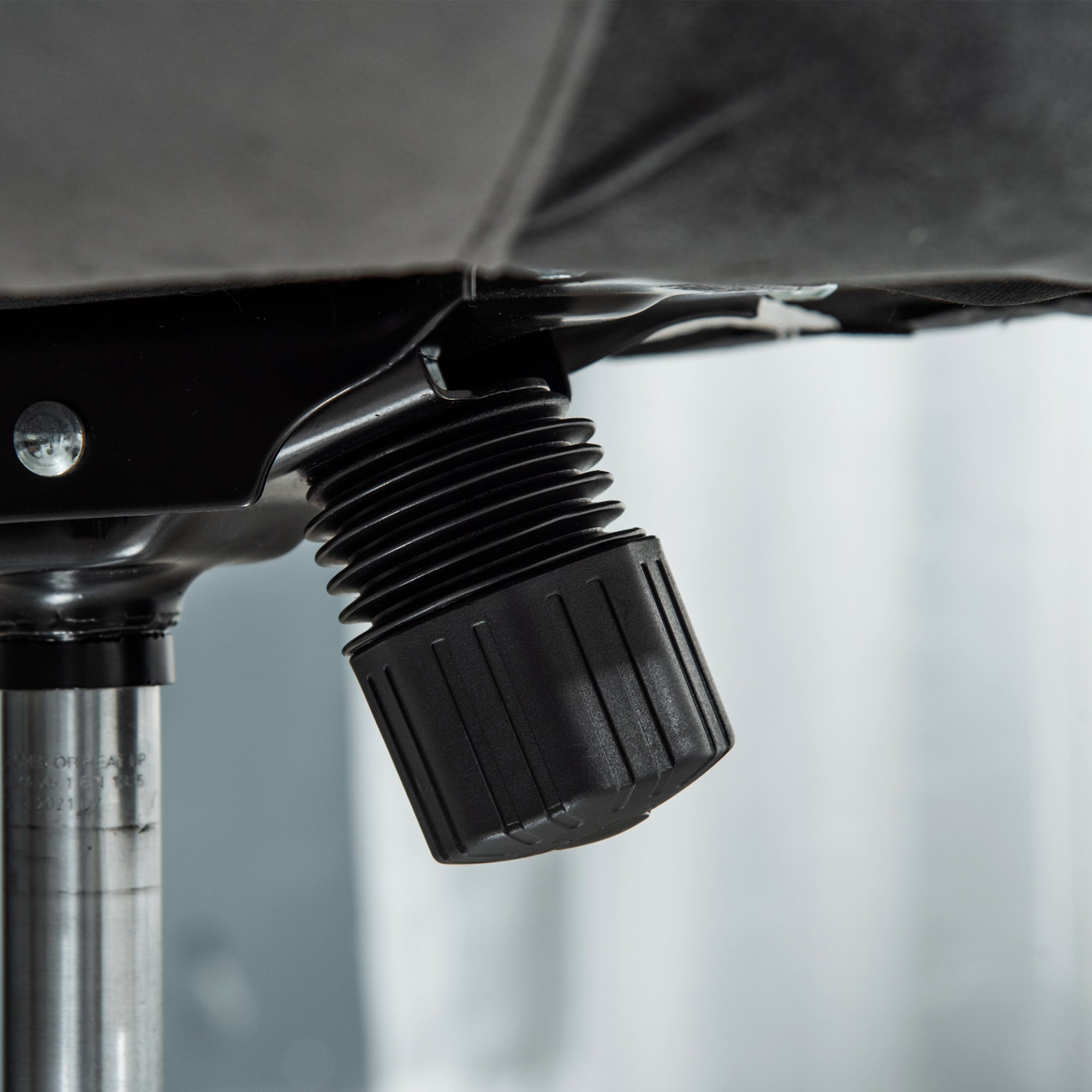 HOMCOM Swivel Dressing Stool, Velvet-feel Upholstered Vanity Chair, Adjustable Height Tub Makeup Chair with Button Tufting and Thick Padding, Breakfast Dining Chair, Grey 