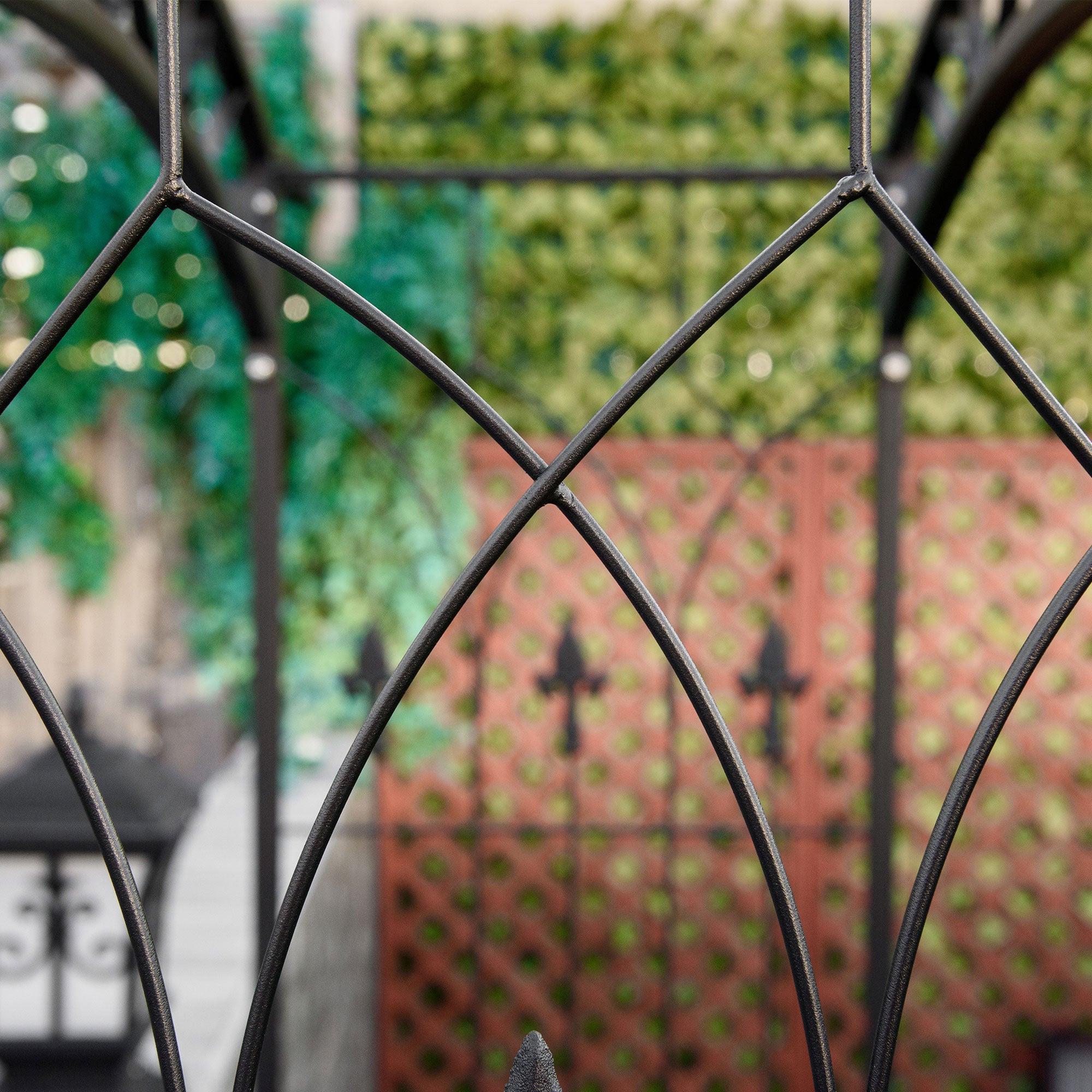 Outsunny 211cm Height Metal Garden Arch Arbor for Wedding Decor for Climbing Plants and Outdoor Decoration 