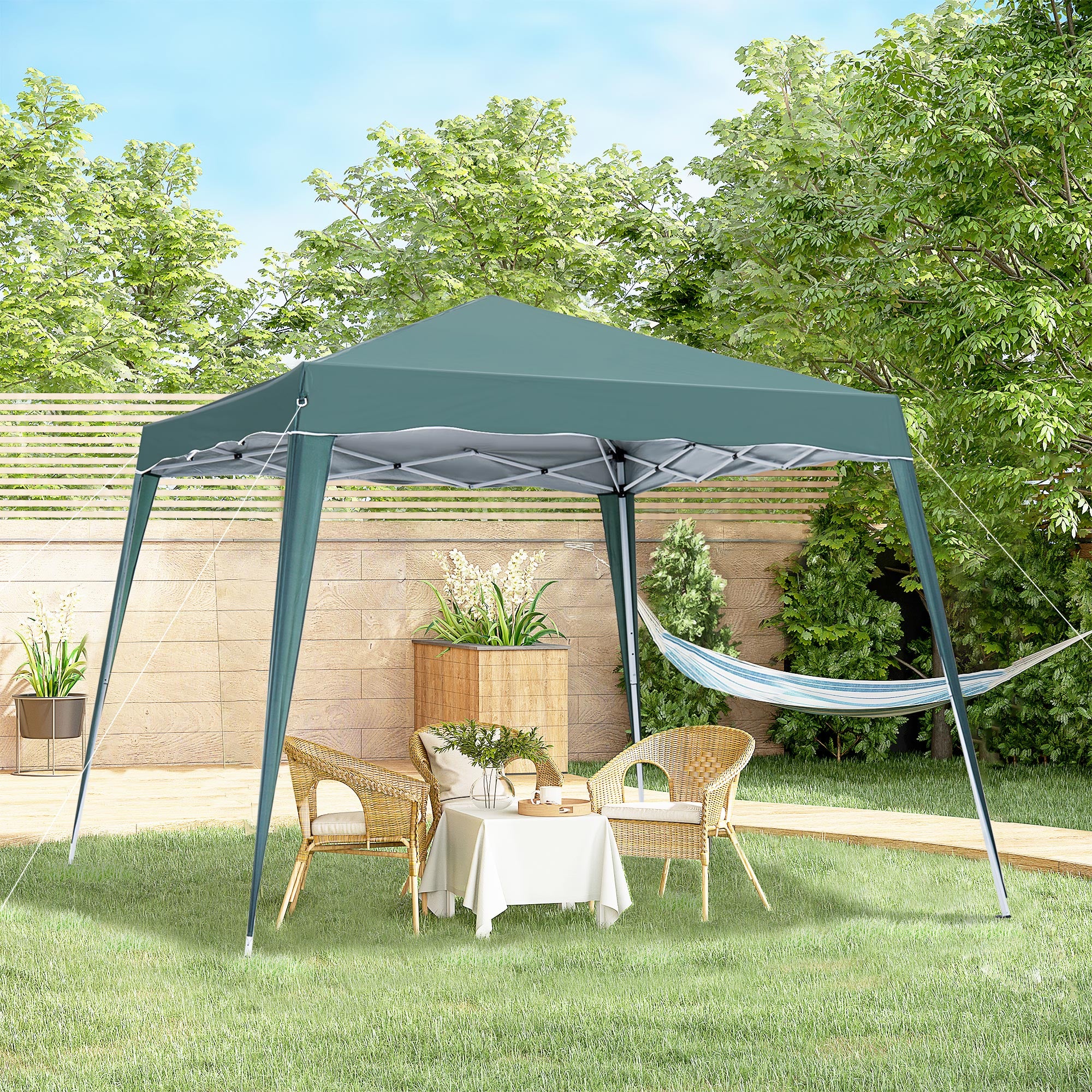 Outsunny 3 M x 3 M Base/ 2.5 M x 2.5 M Top Pop Up Gazebo with Carry Bag, Height Adjustable Slant Leg Party Tent Instant Event Shelter for Garden, Patio, Green 
