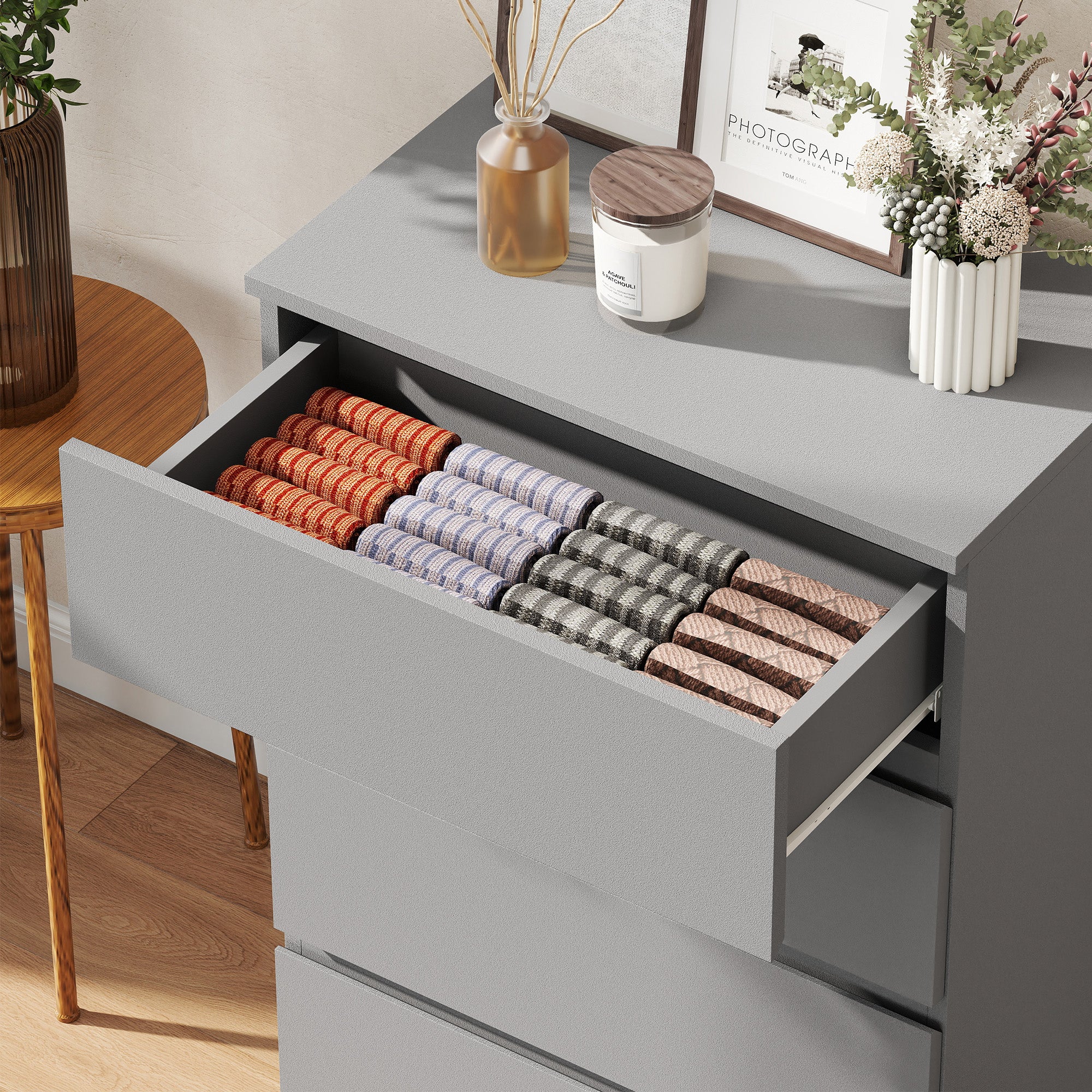 HOMCOM Chest of Drawers, 4-Drawer Storage Cabinets, Modern Dresser, Storage Drawer Unit for Bedroom 