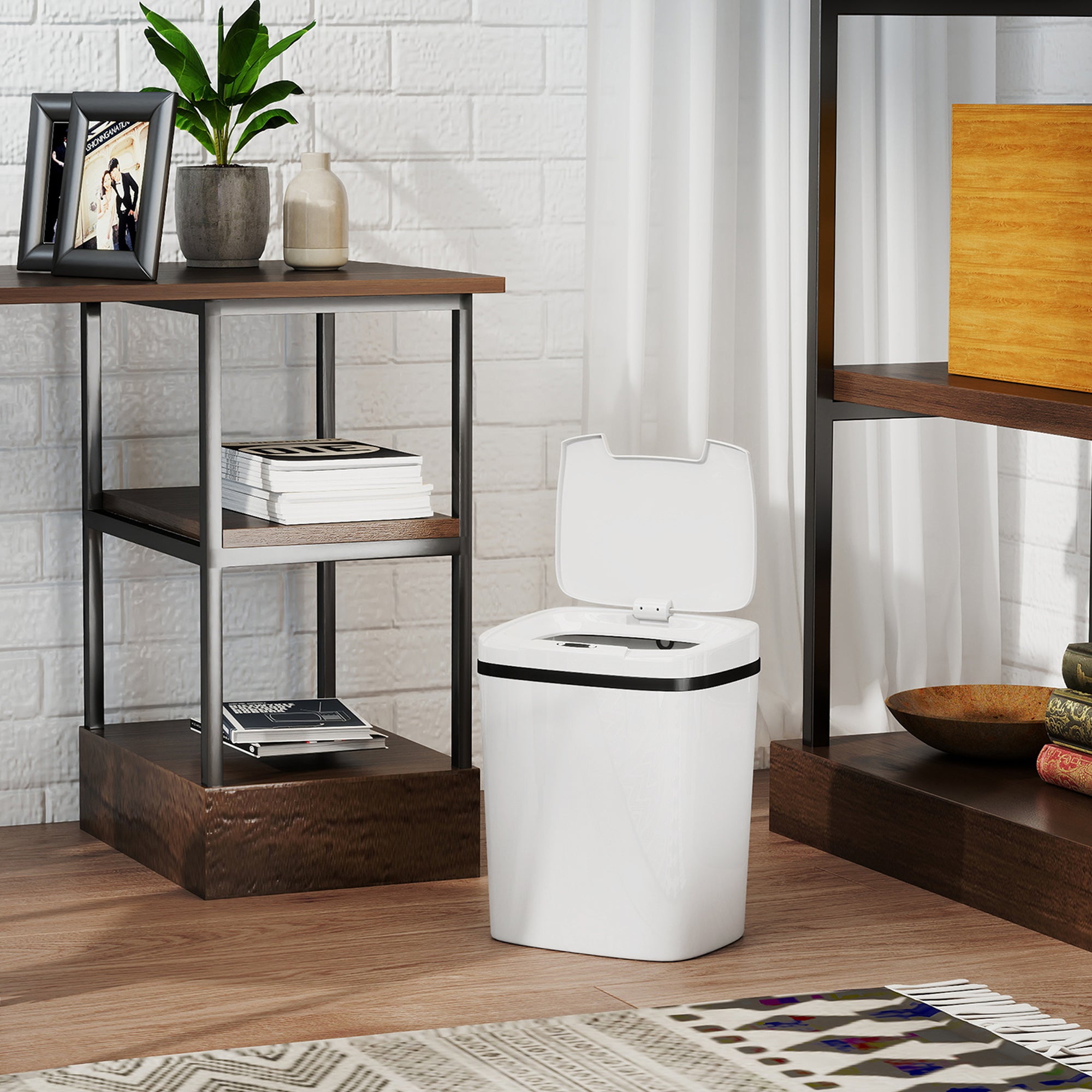 HOMCOM 15L Sensor Bin, Automatic Touchless Kitchen Bin, Easy Clean, Battery Operated for Home Office, Bedroom, Bathroom, White 