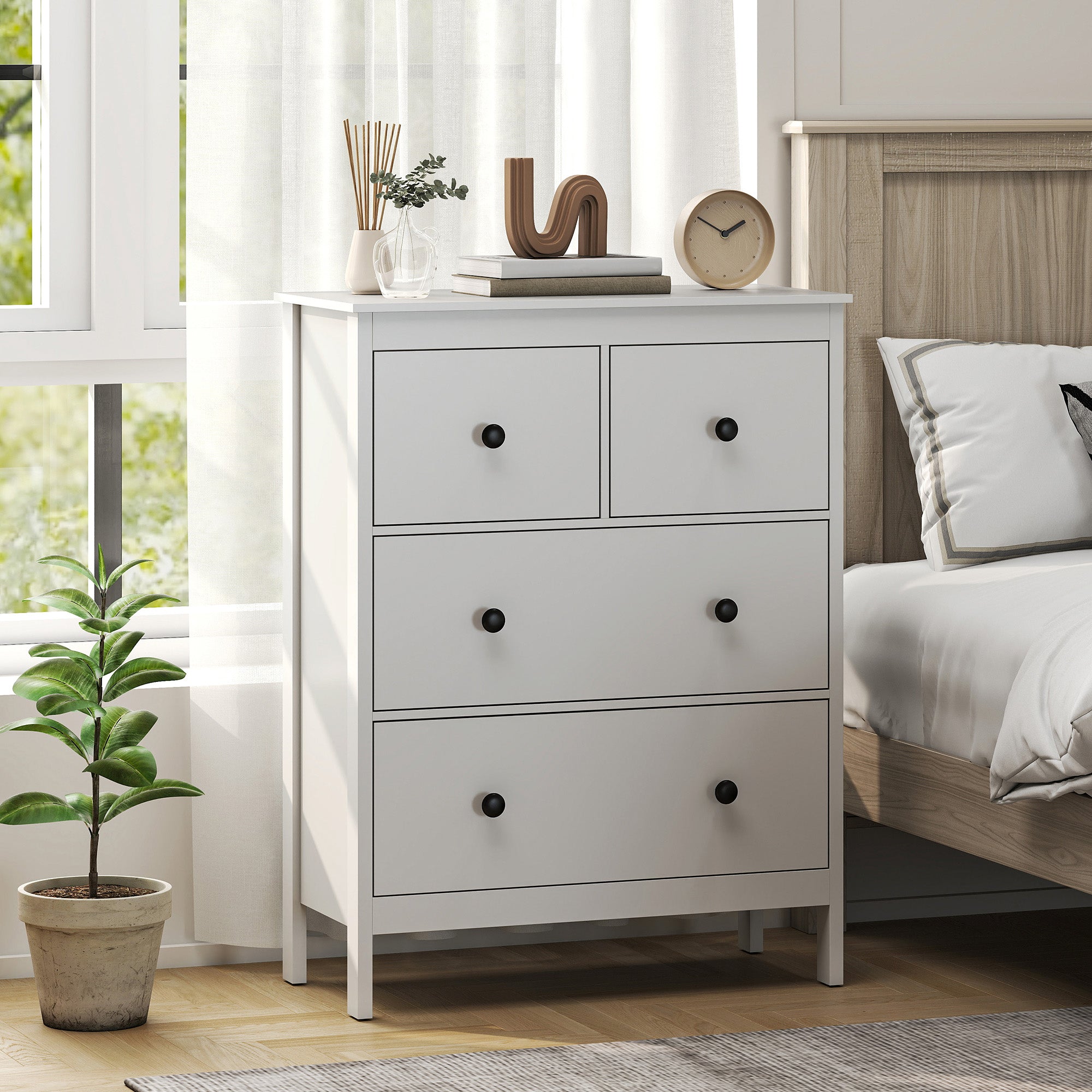 HOMCOM Modern Chest of Drawers, 4 Drawer Dresser Clothes Storage Organiser for Living Room, Hallway, Entryway, White 