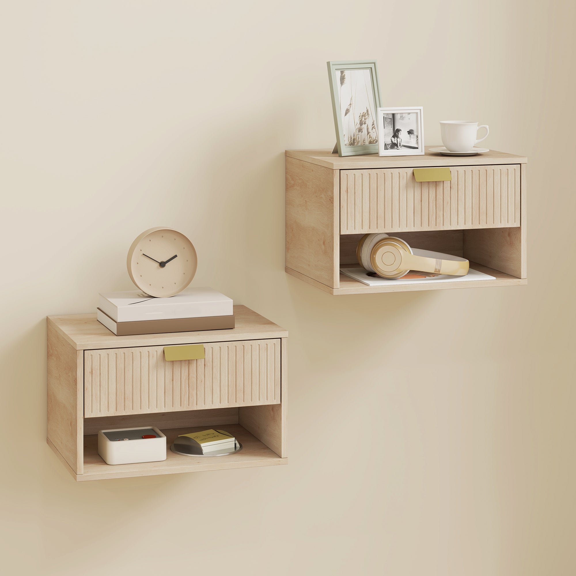 HOMCOM Set of 2 Wall Mounted Nightstands, Floating Bedside Tables with Fluted Drawer and Open Shelf for Small Bedroom, Oak 