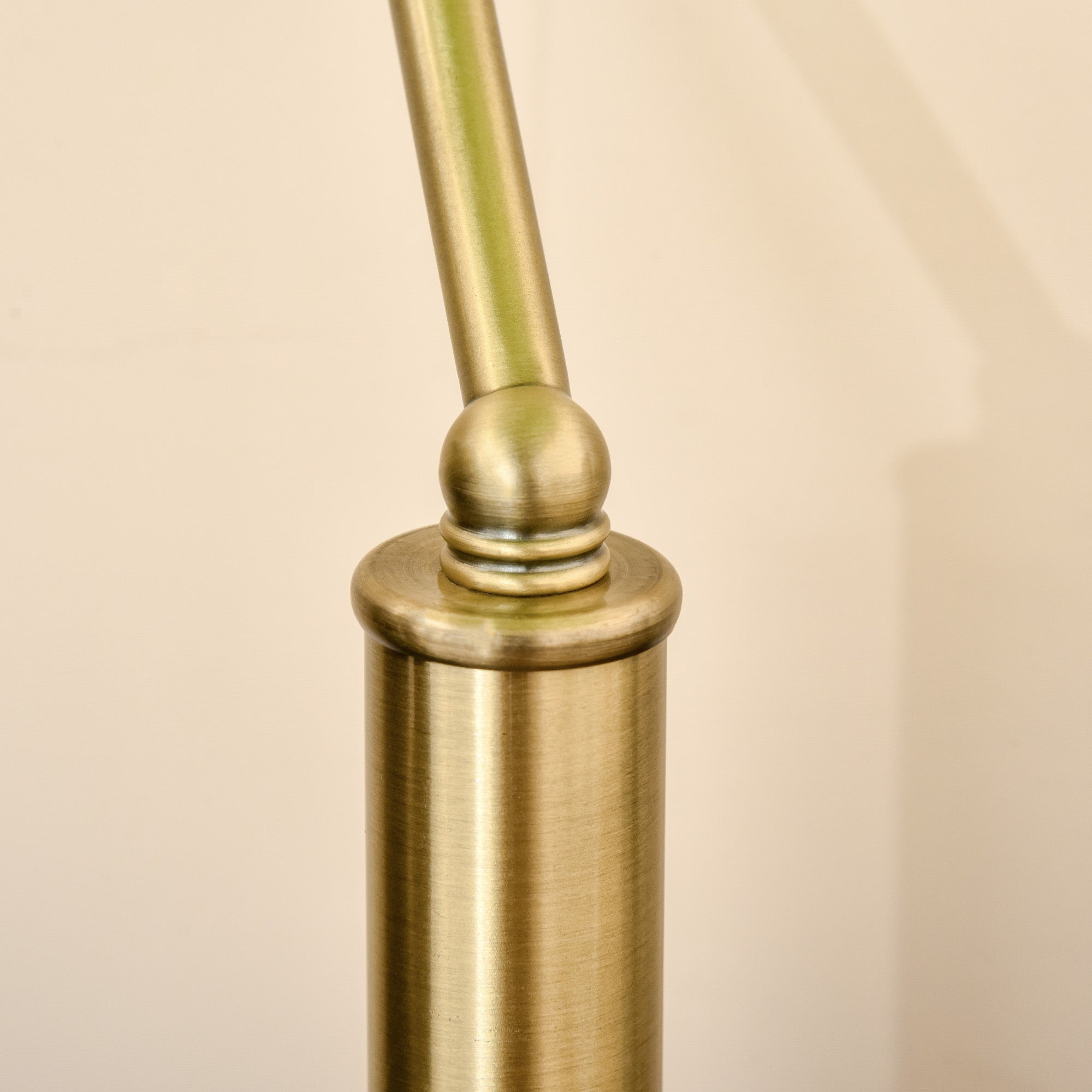 HOMCOM Banker's Desk Lamp with Antique Bronze Tone Base, Table Lamp with Green Glass Shade for Home Office, Green 