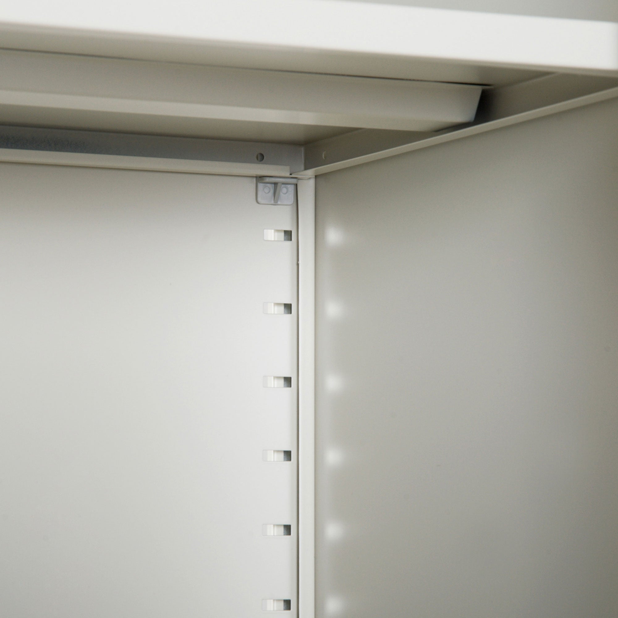 Vinsetto Cool Rolled Steel Tall Office Lockable Filing Cabinet 2 Doors 4 Internal Adjustable Shelves Bookcase Cabinet Storage Unit 80 L x 40 W x 184 cm 