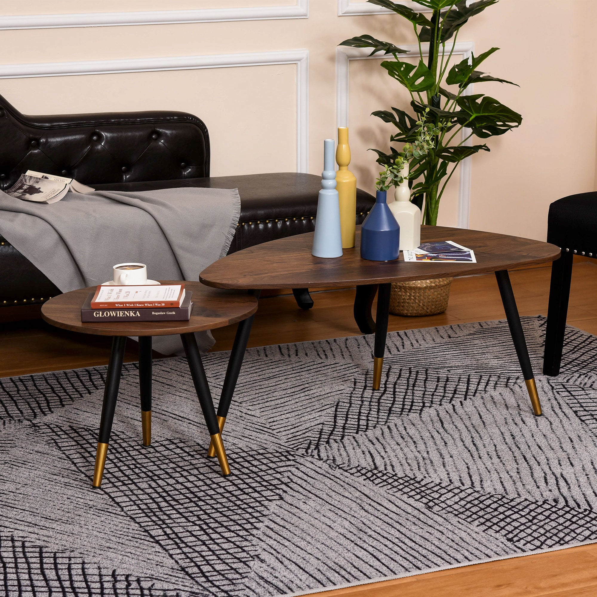 HOMCOM Set of Two Scandinavian-Style Coffee Tables - Walnut 