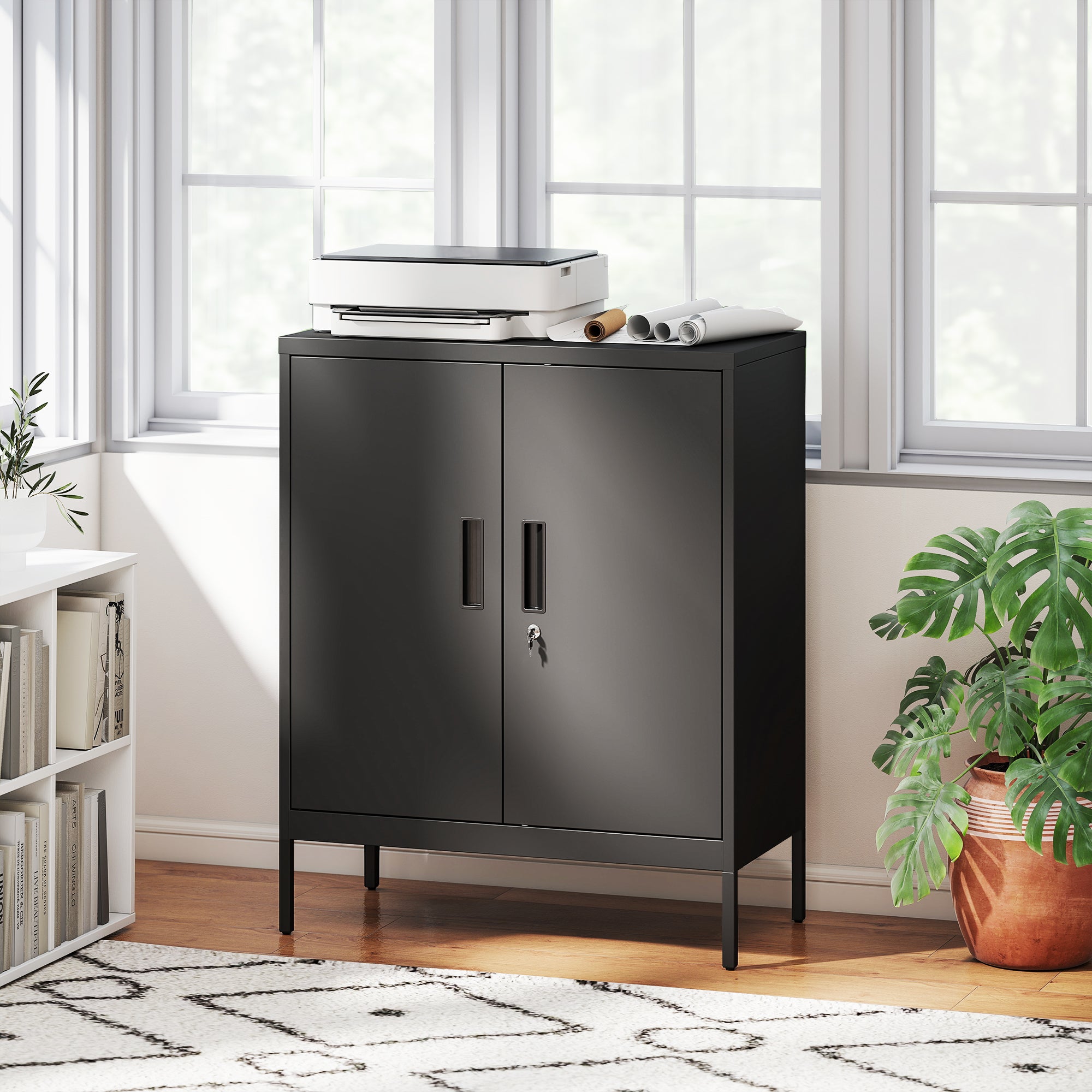 HOMCOM Metal Storage Cabinet with Lock and Adjustable Shelves - Black 