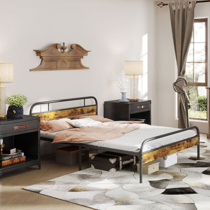 HOMCOM Industrial-Style King Bed Frame - Black/Brown 