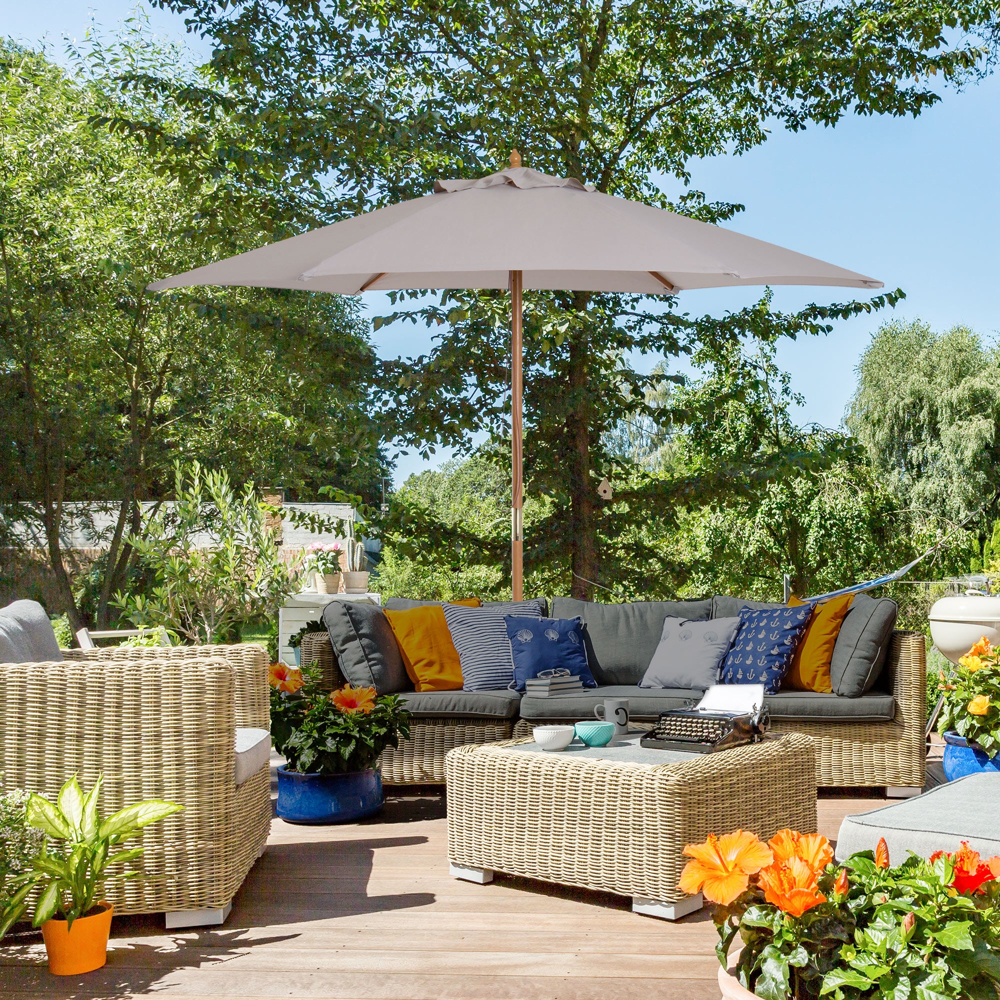 Outsunny 2.5m Wood Garden Parasol Sun Shade Patio Outdoor Wooden Umbrella Canopy Grey 