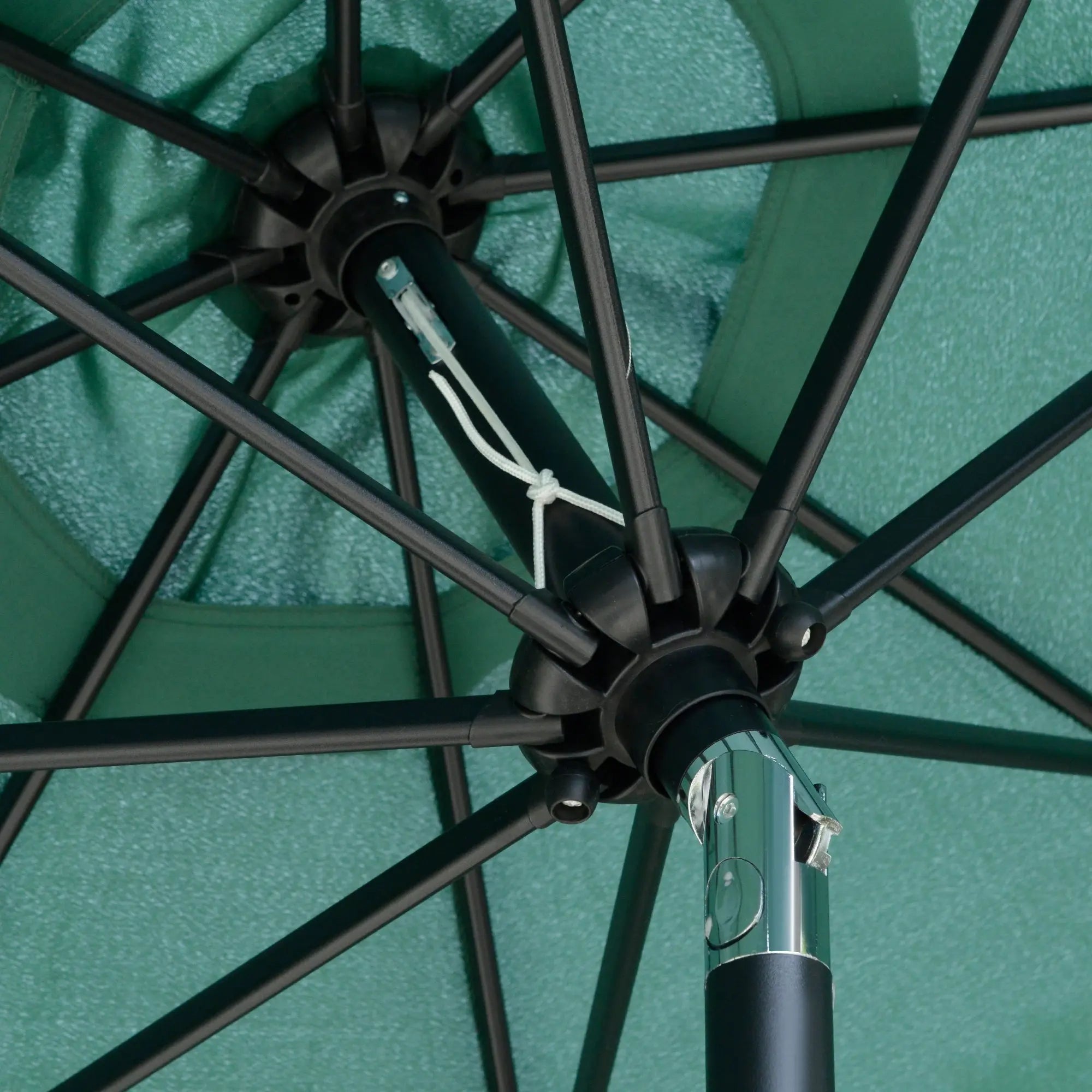 Outsunny 2.7m Patio Parasol Garden Umbrellas Outdoor Sun Shade Table Umbrella with Tilt, Crank, 8 Ribs, Ruffles, Green 