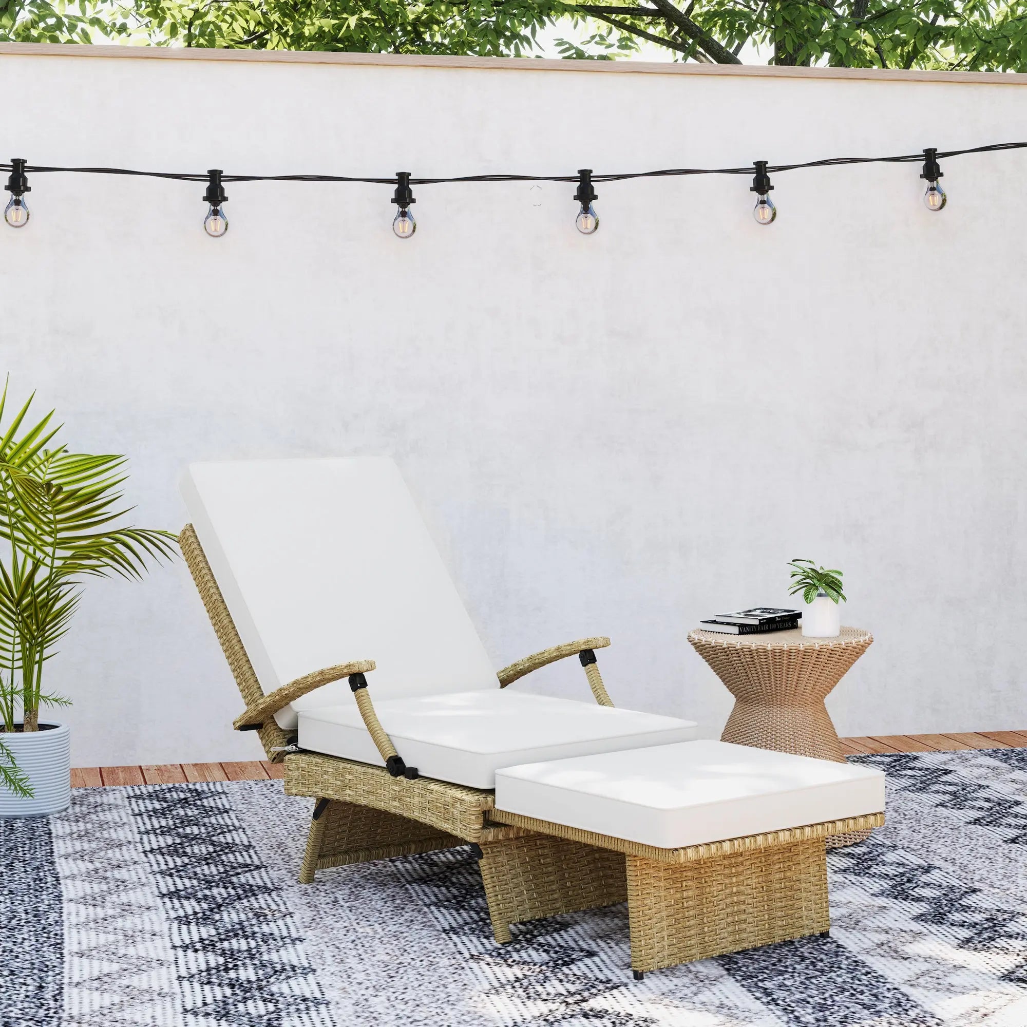 Outsunny 80° Reclining Rattan Lounger - White/Beige 
