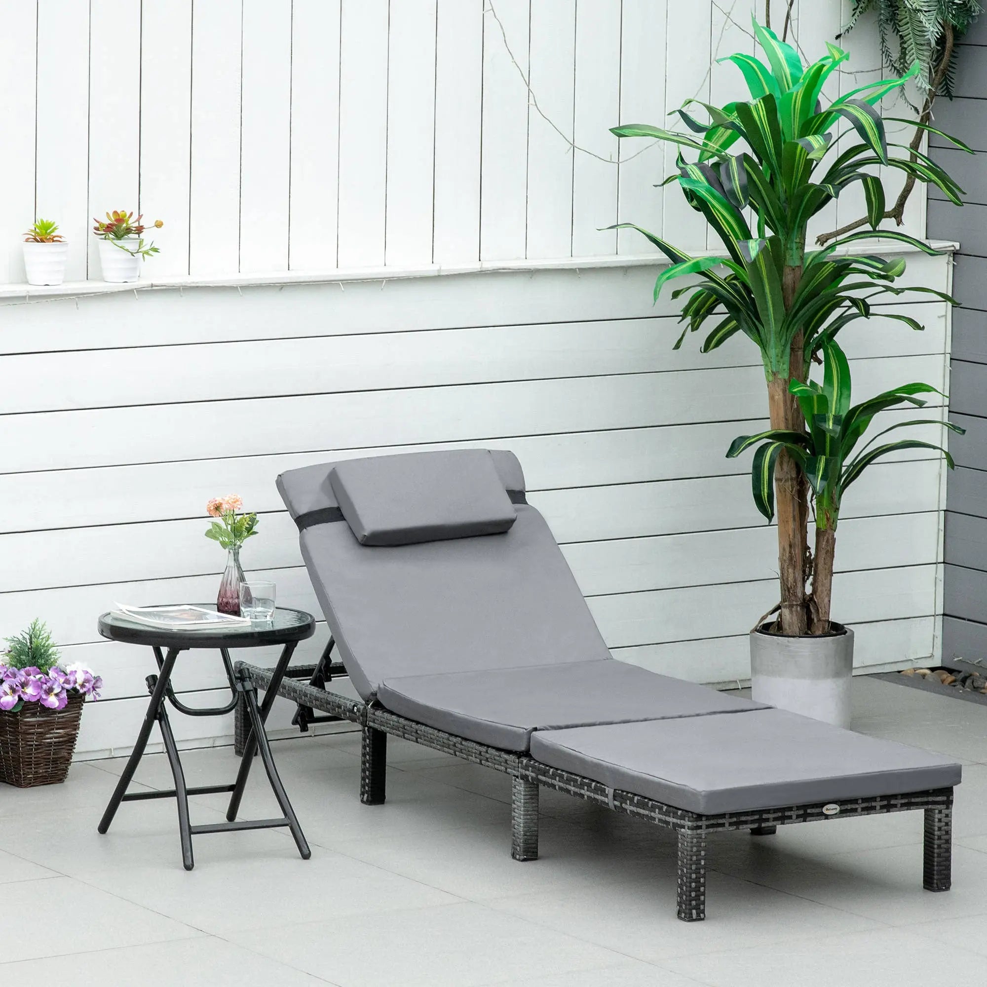 Outsunny Rattan Sun Lounger, 5-Level Adjustable Garden Lounger Recliner with Cushion and Headrest, Outdoor Reclining Sunbed, Steel Frame Garden Chair for Patio, Beach, Terrace, Dark Grey 