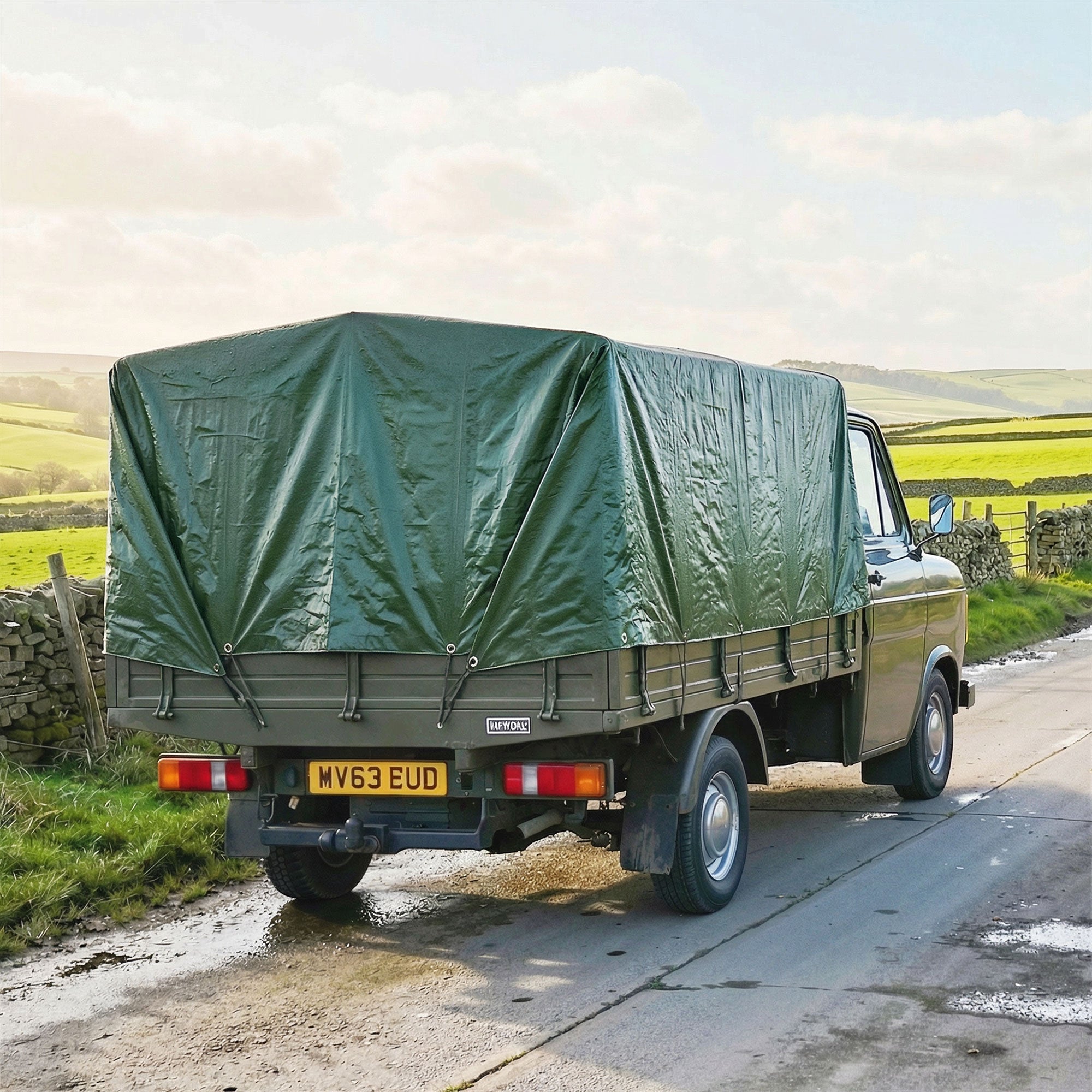 Outsunny 4 x 6m Waterproof Tarpaulin, 90GSM Tear-Resistant PE Tarp with Reinforced Grommets, UV Protected Cover 