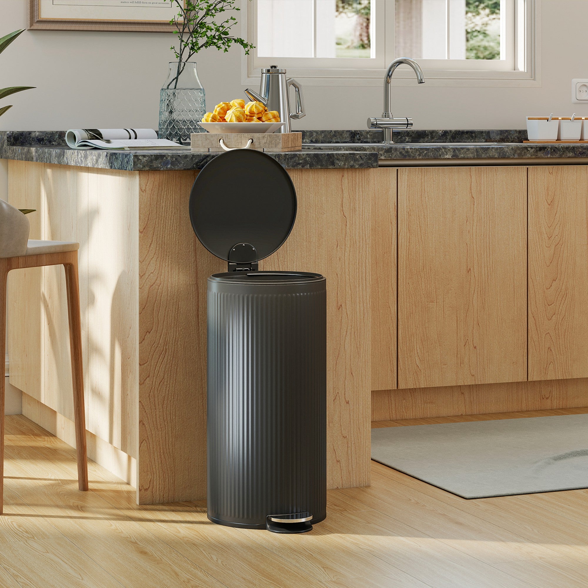 HOMCOM 30 Litre Pedal Kitchen Bin with Soft Close and Stay Open Lid, Rubbish Bin with Removable Inner Bucket for Kitchen, Office, Home, Black 