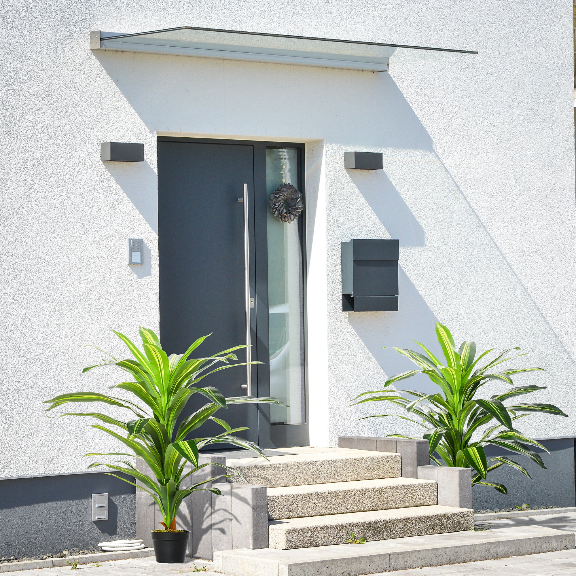 Outsunny Set of Two Artificial Dracaena Plants 