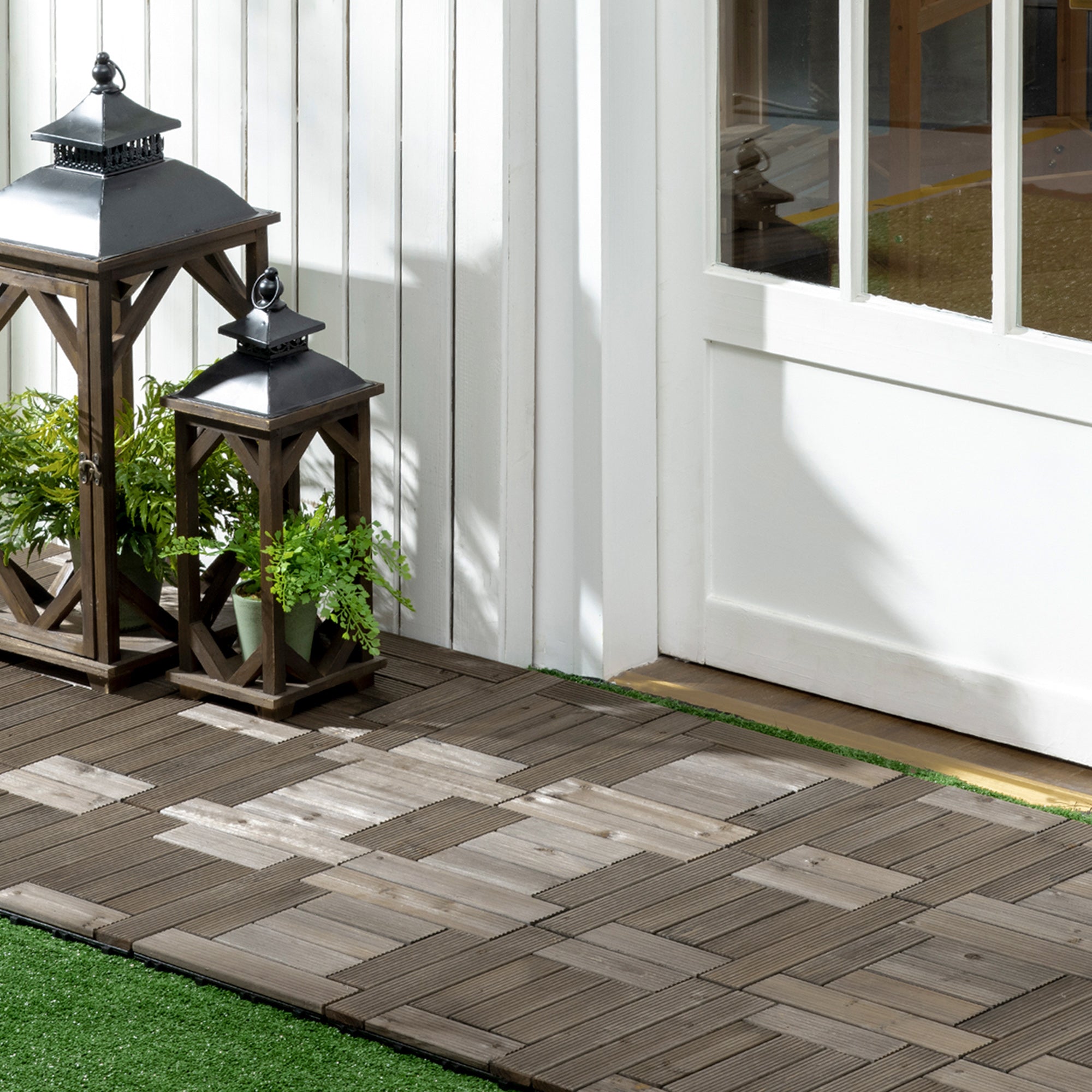 Outsunny 27 Pcs Wooden Interlocking Decking Tiles, 30 x 30 cm Outdoor Flooring Tiles, 2.5\'e3\'8e\'a1 per Pack, for Patio, Balcony, Terrace, Hot Tub, Charcoal Grey