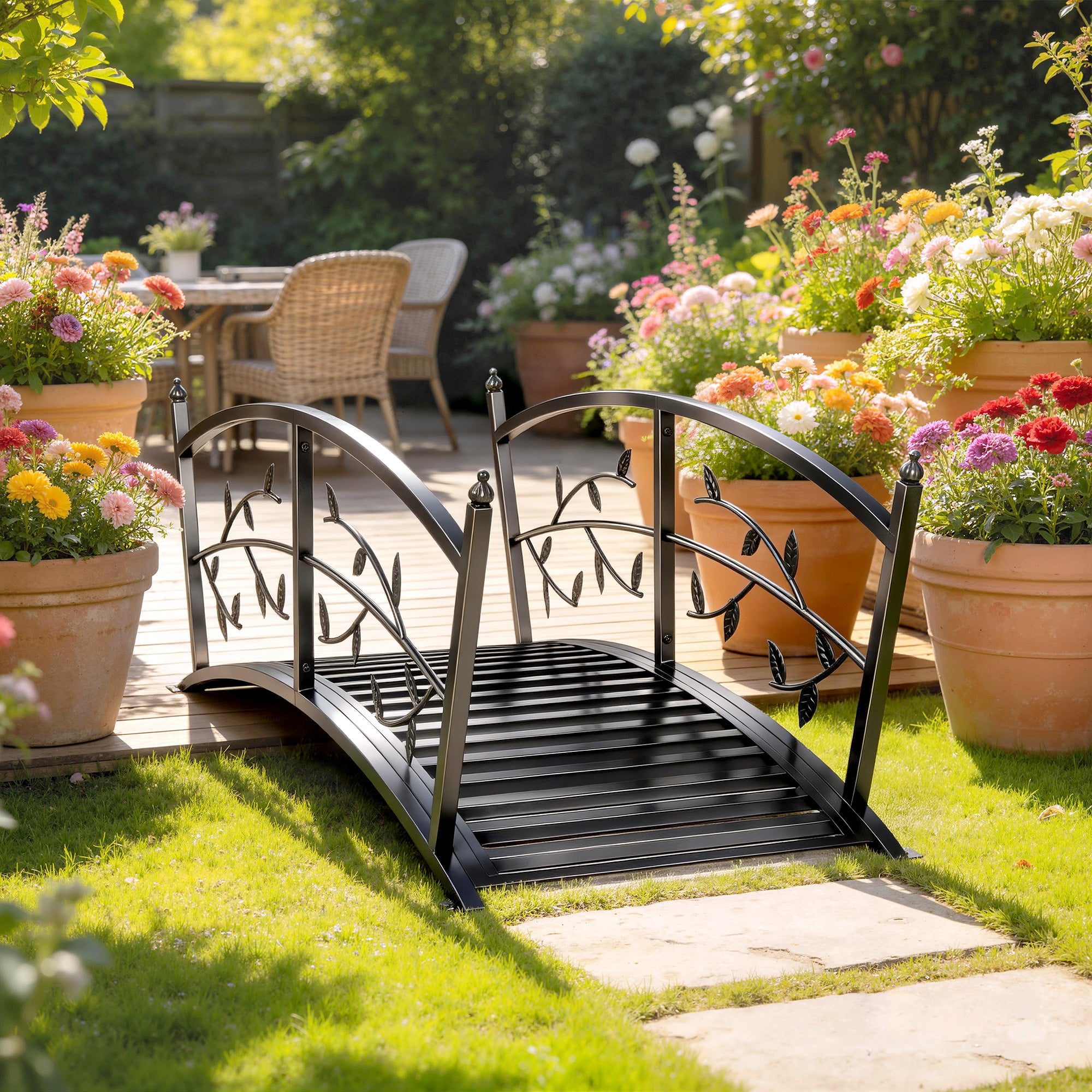 Outsunny 1.2M Metal Garden Bridge with Safety Railings, Outdoor Pond Bridge, Arch Decorative Footbridge for Creek Stream 