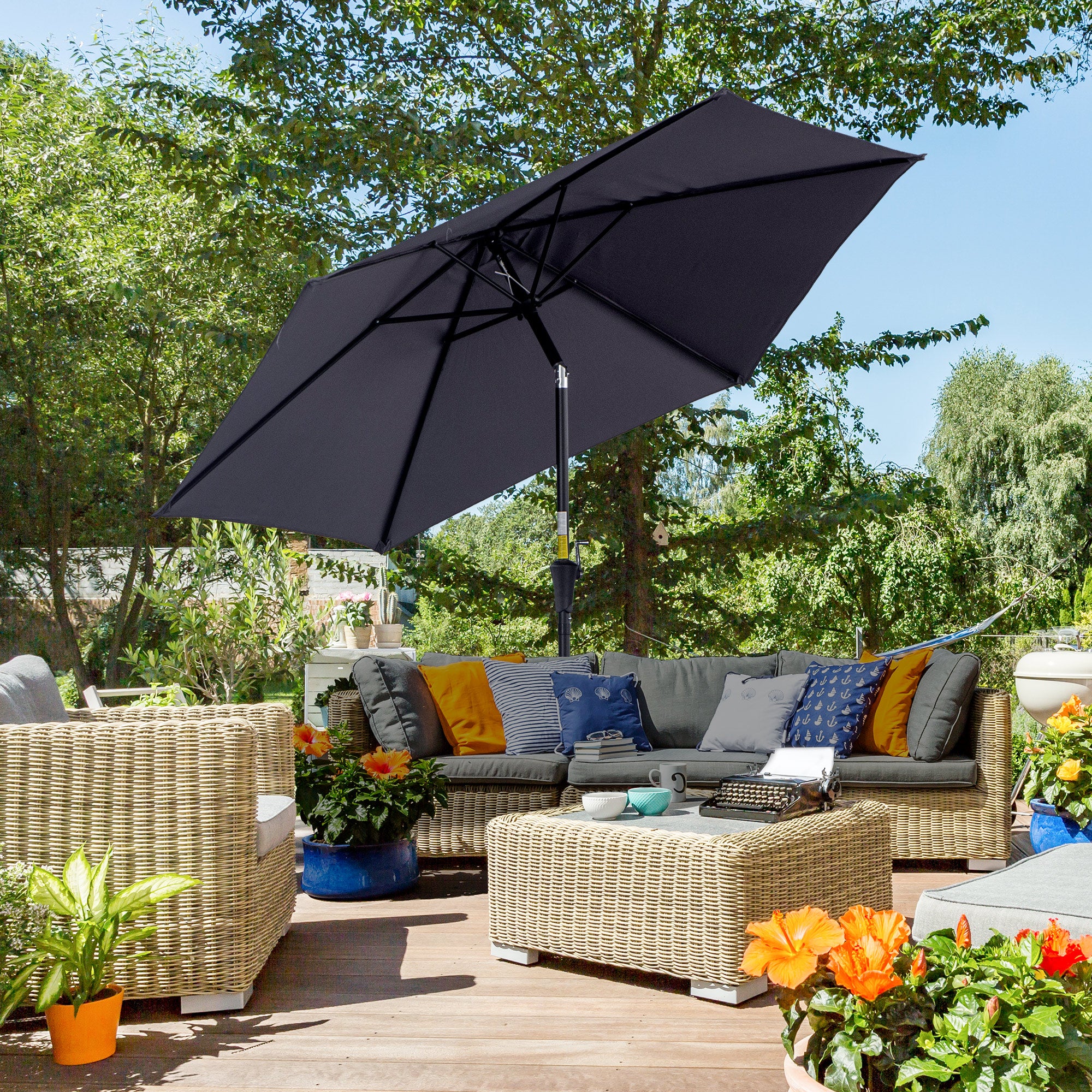 Outsunny 2.6M Garden Parasol Umbrella with Tilt and Crank, Outdoor Sun Parasol Sunshade Shelter with Aluminium Frame, Grey 
